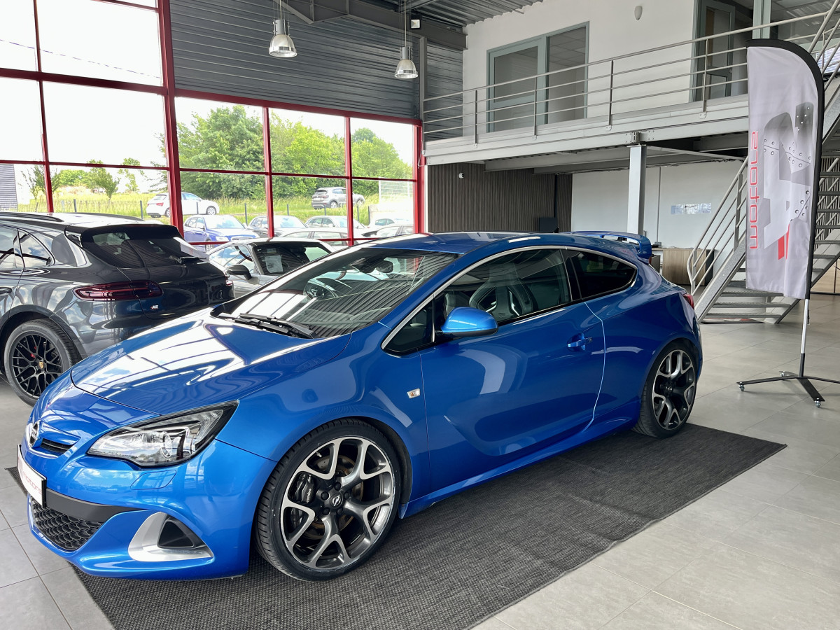OPEL ASTRA GTC OPC 2,0 TURBO 280 PACK PERFORMANCE HIFI INFINITY GPS SIEGES RECARO PERF JANTES 20 BI-XENON PACK APPARENCE FREIN BREMBO PARK PILOT  EXCELLENT ETAT