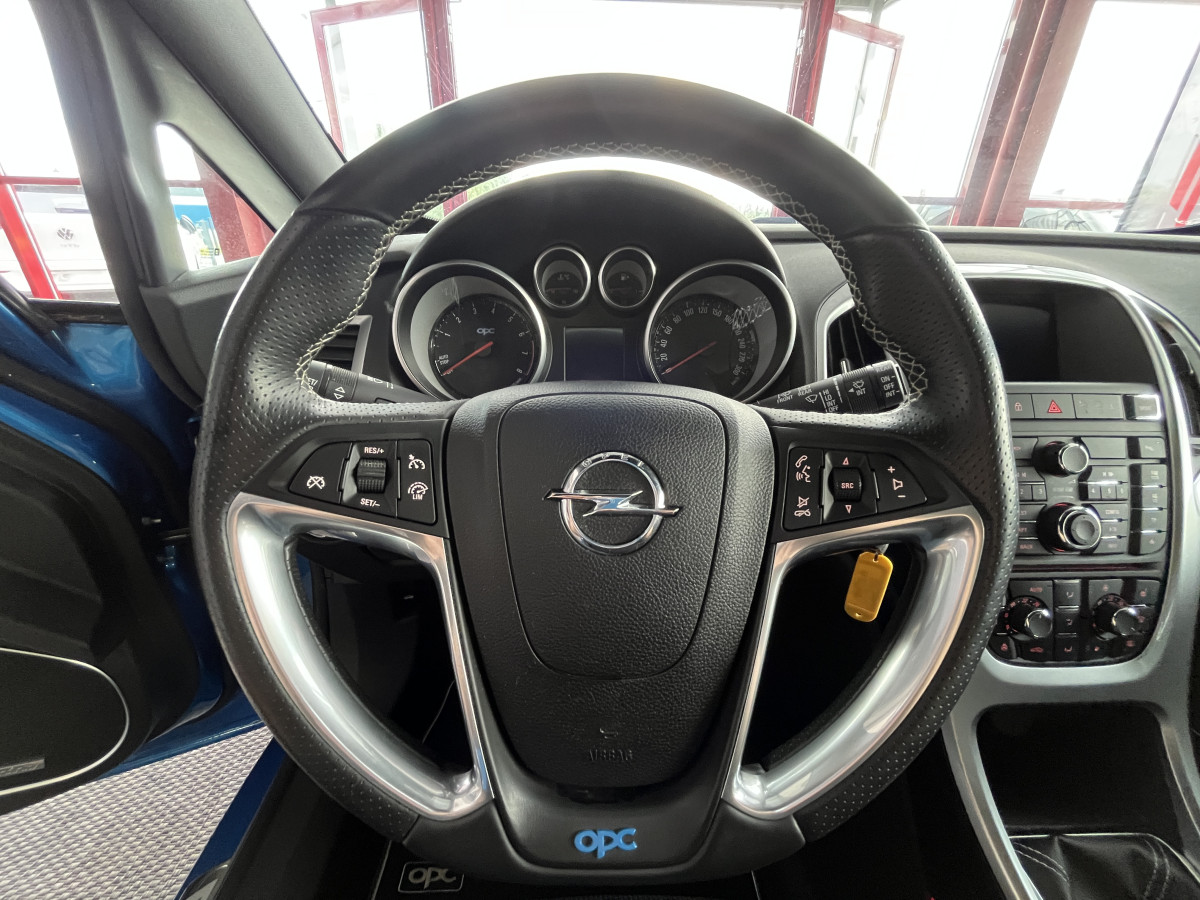 OPEL ASTRA GTC OPC 2,0 TURBO 280 PACK PERFORMANCE HIFI INFINITY GPS SIEGES RECARO PERF JANTES 20 BI-XENON PACK APPARENCE FREIN BREMBO PARK PILOT  EXCELLENT ETAT