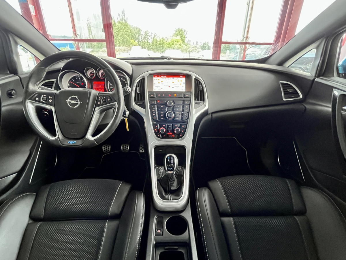 OPEL ASTRA GTC OPC 2,0 TURBO 280 PACK PERFORMANCE HIFI INFINITY GPS SIEGES RECARO PERF JANTES 20 BI-XENON PACK APPARENCE FREIN BREMBO PARK PILOT  EXCELLENT ETAT