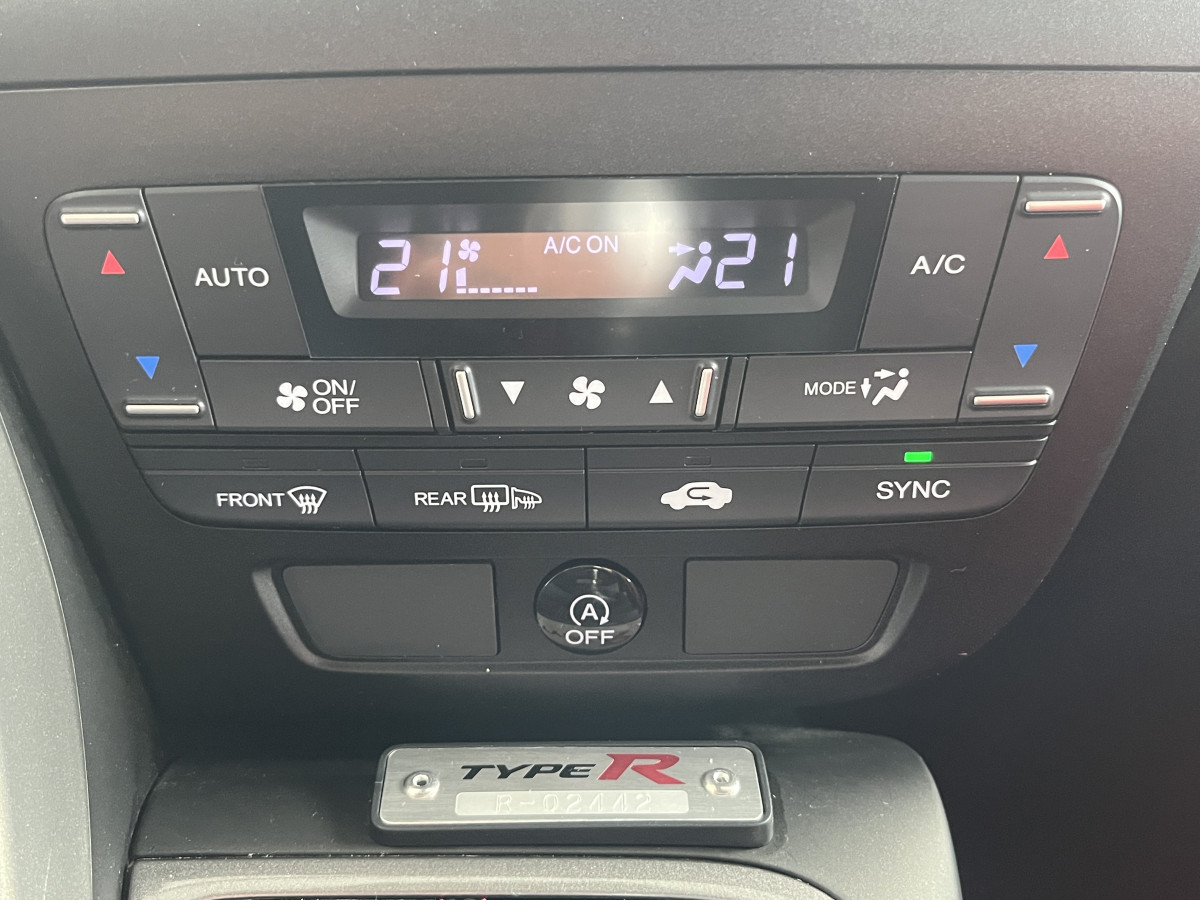 HONDA CIVIC 2,0 I-VTEC 310 TYPE R GT NUMEROTÉ R-02442 GPS CAMERA REGULATEUR KEYLESS FULL LED RECARO PARK PILOT  EXCELLENT ETAT