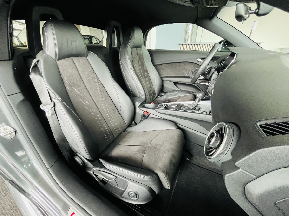 AUDI TT CABRIOLET 2,0 TFSI 230 S-LINE S-TRONIC7 QUATTRO  VIRTUAL COCKPIT HIFI B&O  KEYLESS DRIVE  SIEGES RS FEUX FULL LED JANTES 19 RS EXCELLENT ETAT