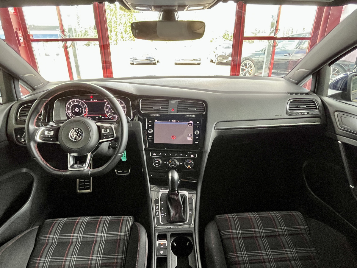 VOLKSWAGEN GOLF 7 2,0 TSI 245 PERFORMANCE  GPS REGULATEUR ADAPTATIF LIMITEUR PARK PILOT  FULL LED AUTO HOLD  JANTES SANTIAGO DIGITAL COCKPIT EXCELLENT ETAT