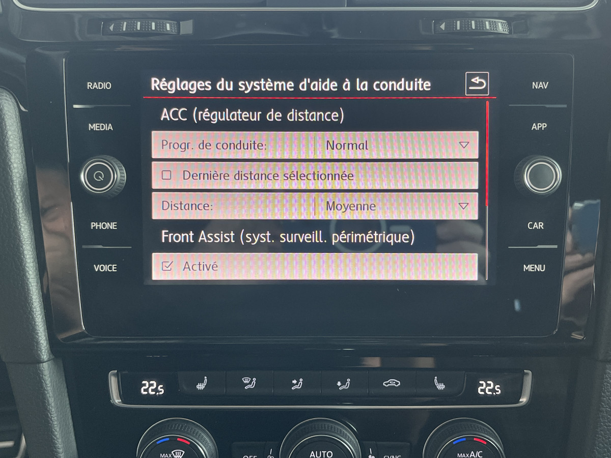 VOLKSWAGEN GOLF 7 2,0 TSI 245 PERFORMANCE  GPS REGULATEUR ADAPTATIF LIMITEUR PARK PILOT  FULL LED AUTO HOLD  JANTES SANTIAGO DIGITAL COCKPIT EXCELLENT ETAT