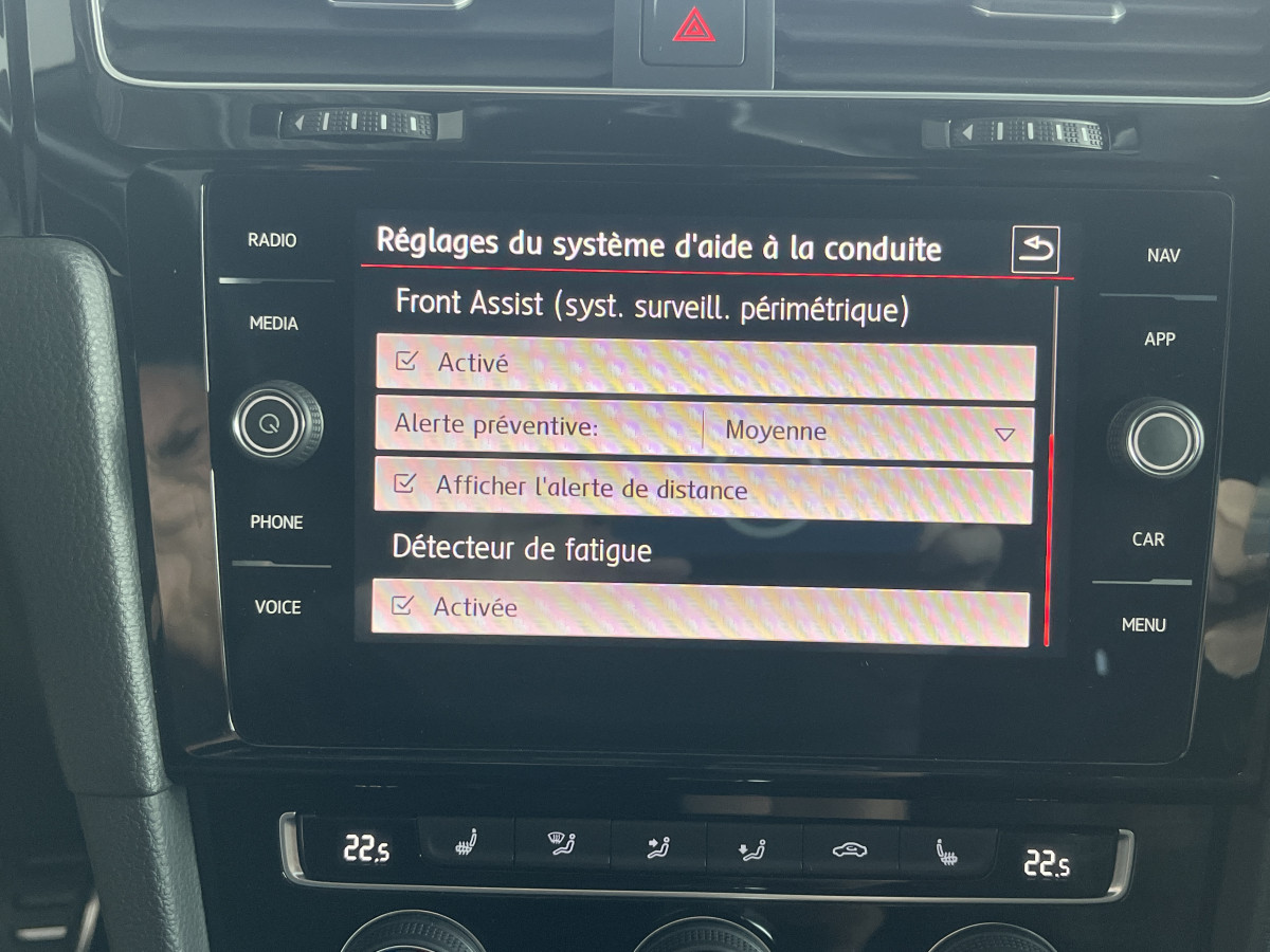 VOLKSWAGEN GOLF 7 2,0 TSI 245 PERFORMANCE  GPS REGULATEUR ADAPTATIF LIMITEUR PARK PILOT  FULL LED AUTO HOLD  JANTES SANTIAGO DIGITAL COCKPIT EXCELLENT ETAT