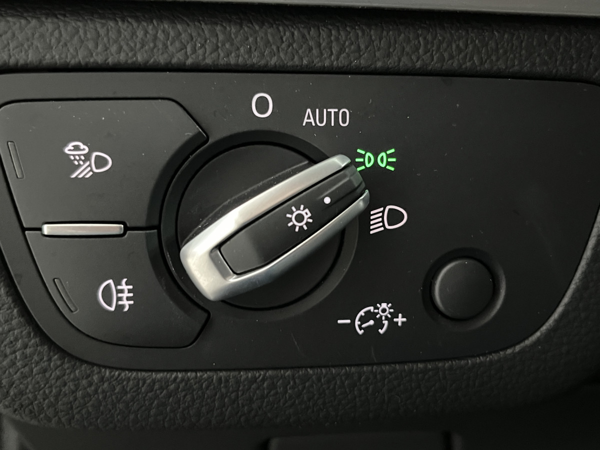AUDI Q5 50 TDI 3,0 V6 286 BVA QUATTRO  TOIT PANORAMIQUE HIFI B&O VIRTUAL COCKPIT  KEYLESS CARPLAY GPS CAMERA MATRIX LED  SUSPENSION PNEUMATIQUE REGULATEUR LIMITEUR PARK PILOT  JANTES AUDI SPORT 21 EXCELLENT ETAT
