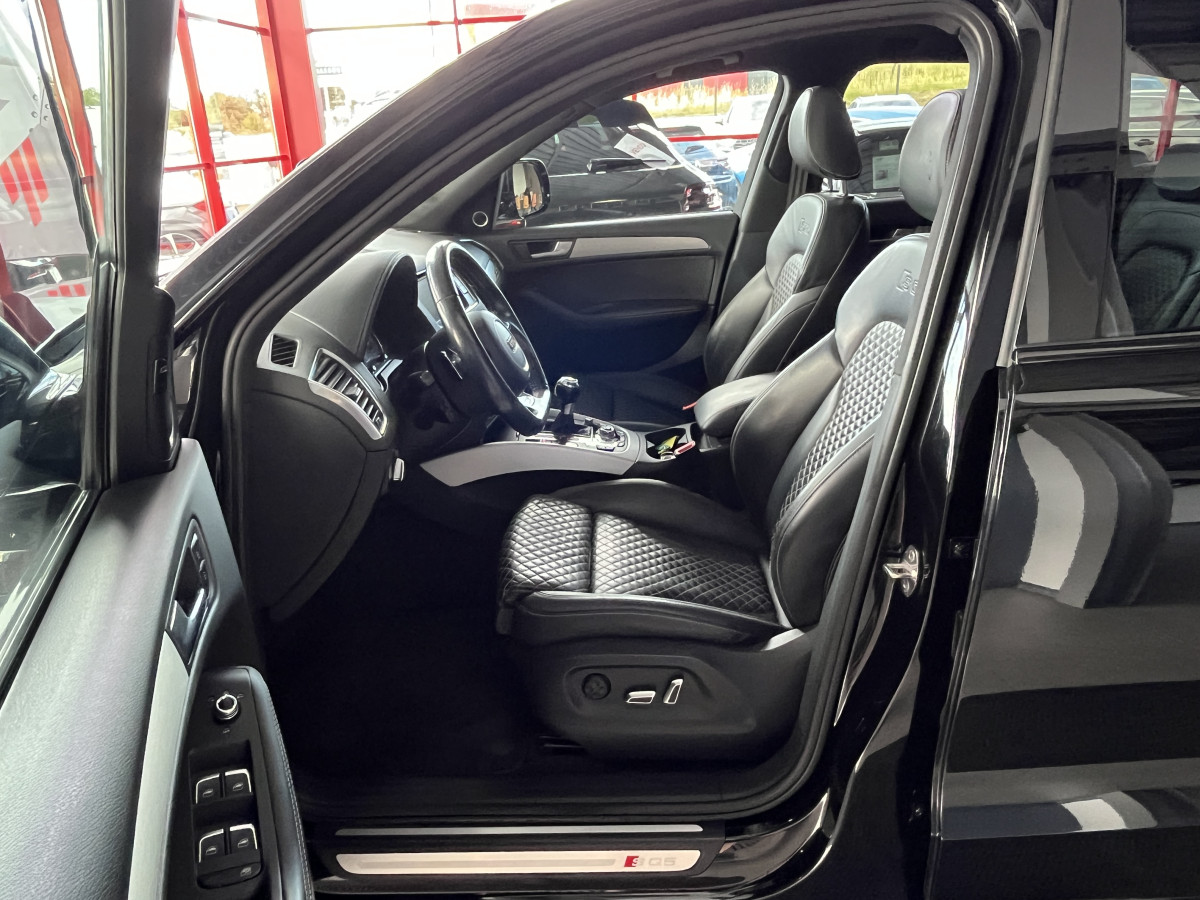 AUDI SQ5 3,0 V6 TDI 340 PLUS  BVA8 QUATTRO  ATTELAGE TOIT PANORAMIQUE OUVRANT  GPS CAMERA HIFI B&O REGULATEUR ADAPTATIF  KEYLESS BI-XENON  PARK PILOT DRIVE SELECT SIEGES MATELASSÉ JANTES 21 EXCELLENT ETAT