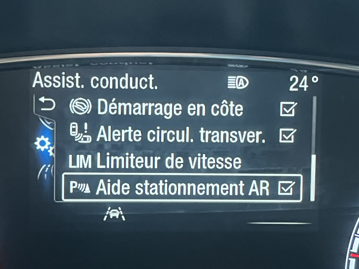 FORD FIESTA 1,5 200  TOIT PANORAMIQUE GPS CAMERA FULL LED REGULATEUR LIMITEUR  CARPLAY PACK HIVER HIFI B&O KEYLESS JANTES 18 EXCELLENT ETAT