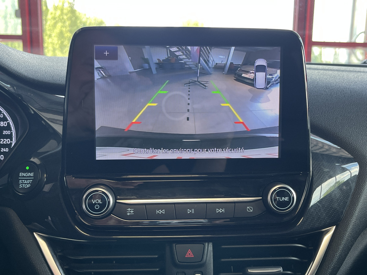 FORD FIESTA 1,5 200  TOIT PANORAMIQUE GPS CAMERA FULL LED REGULATEUR LIMITEUR  CARPLAY PACK HIVER HIFI B&O KEYLESS JANTES 18 EXCELLENT ETAT