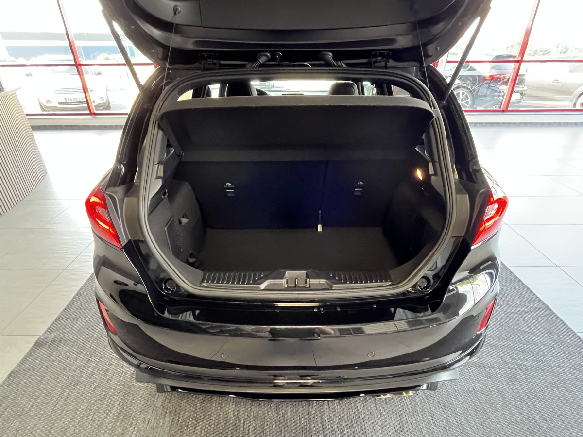 FORD FIESTA 1,5 200  TOIT PANORAMIQUE GPS CAMERA FULL LED REGULATEUR LIMITEUR  CARPLAY PACK HIVER HIFI B&O KEYLESS JANTES 18 EXCELLENT ETAT
