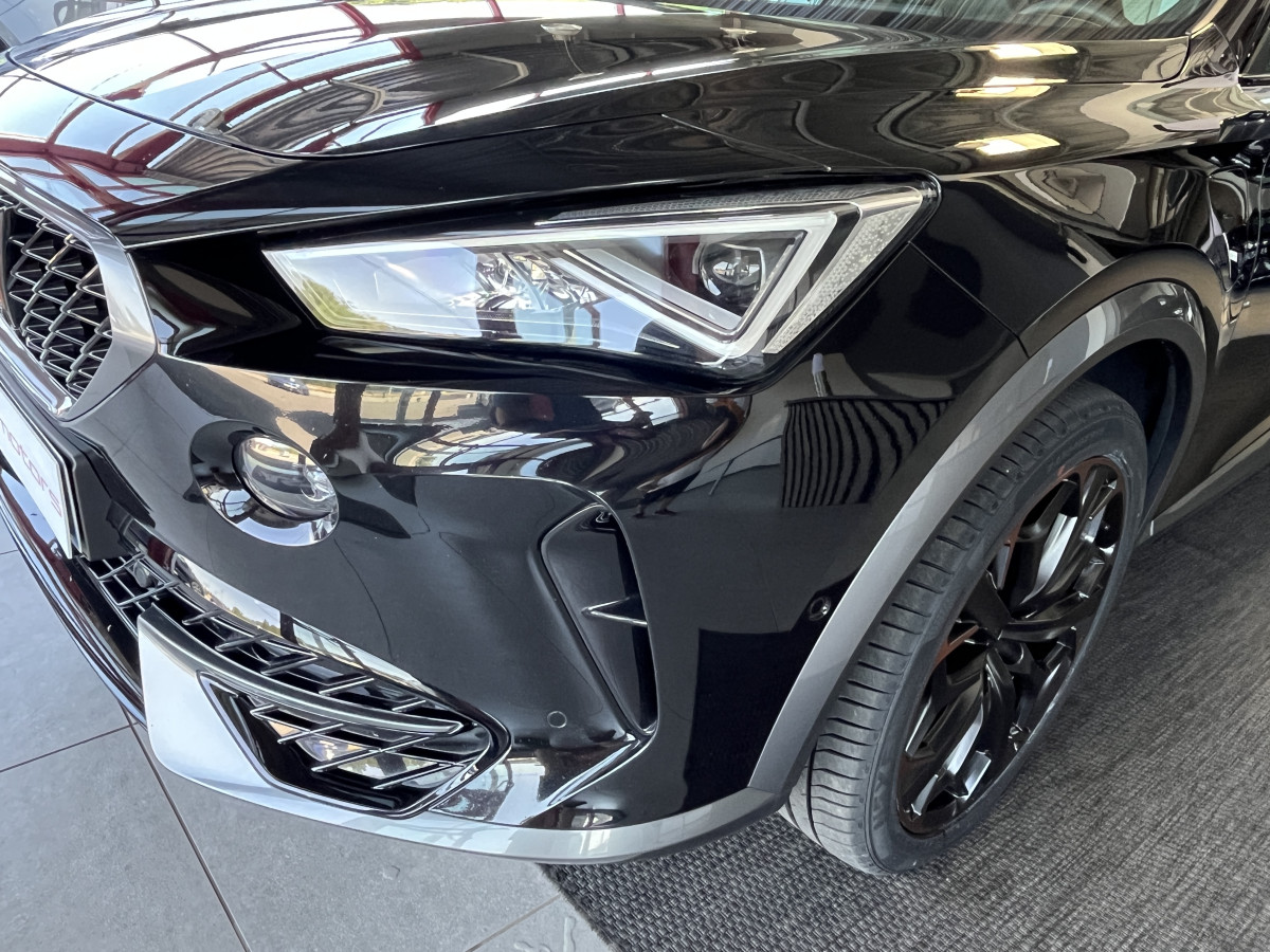 CUPRA FORMENTOR 1,4 E-HYBRID 245 VZ DSG6  GPS CAMERA KEYLESS FULL LED VIRTUAL COCKPIT PARK PILOT DRIVE PROFILE REGULATEUR LIMITEUR JANTES 19 PACK HIVER EXCELLENT ETAT