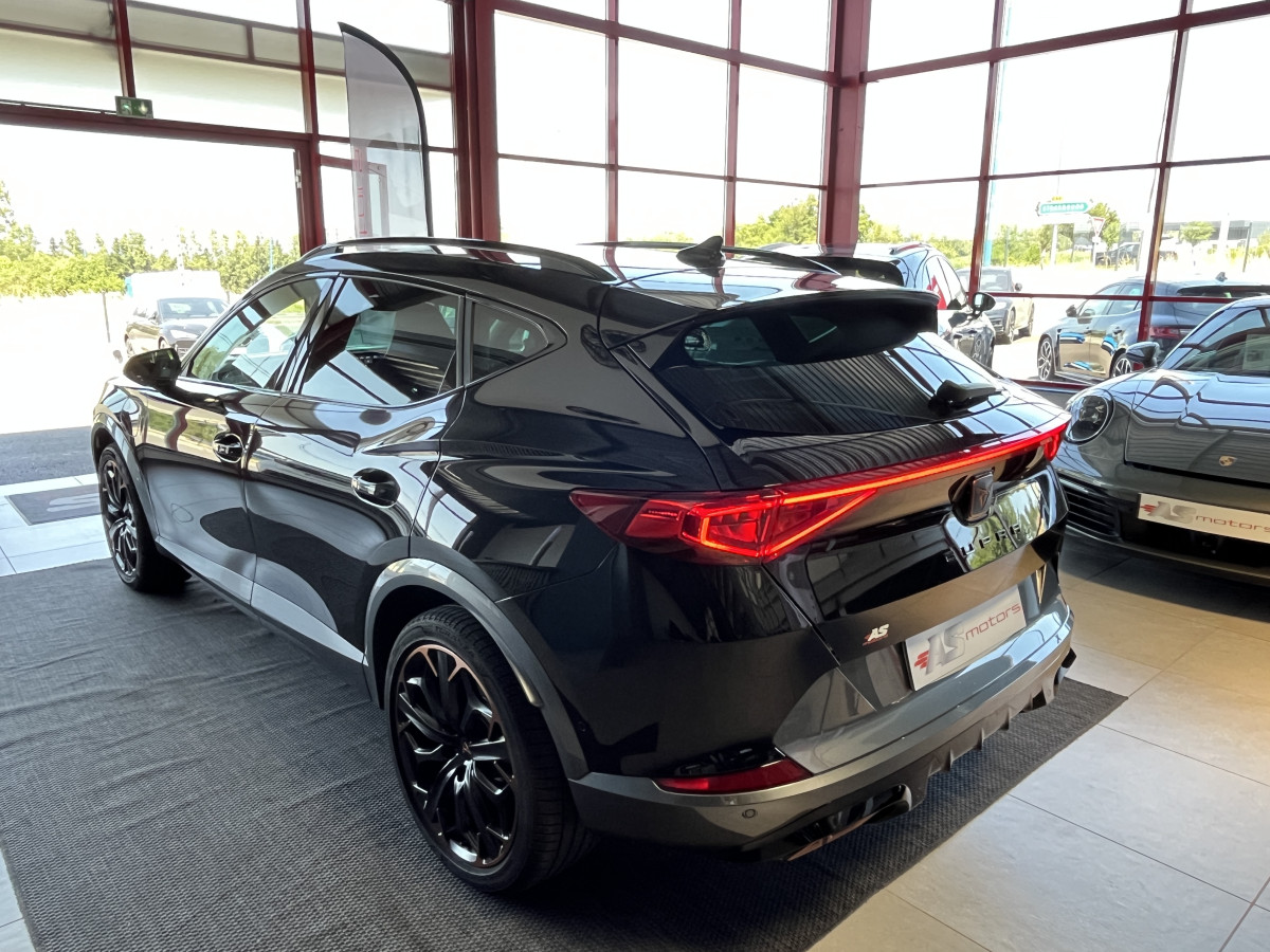 CUPRA FORMENTOR 1,4 E-HYBRID 245 VZ DSG6  GPS CAMERA KEYLESS FULL LED VIRTUAL COCKPIT PARK PILOT DRIVE PROFILE REGULATEUR LIMITEUR JANTES 19 PACK HIVER EXCELLENT ETAT
