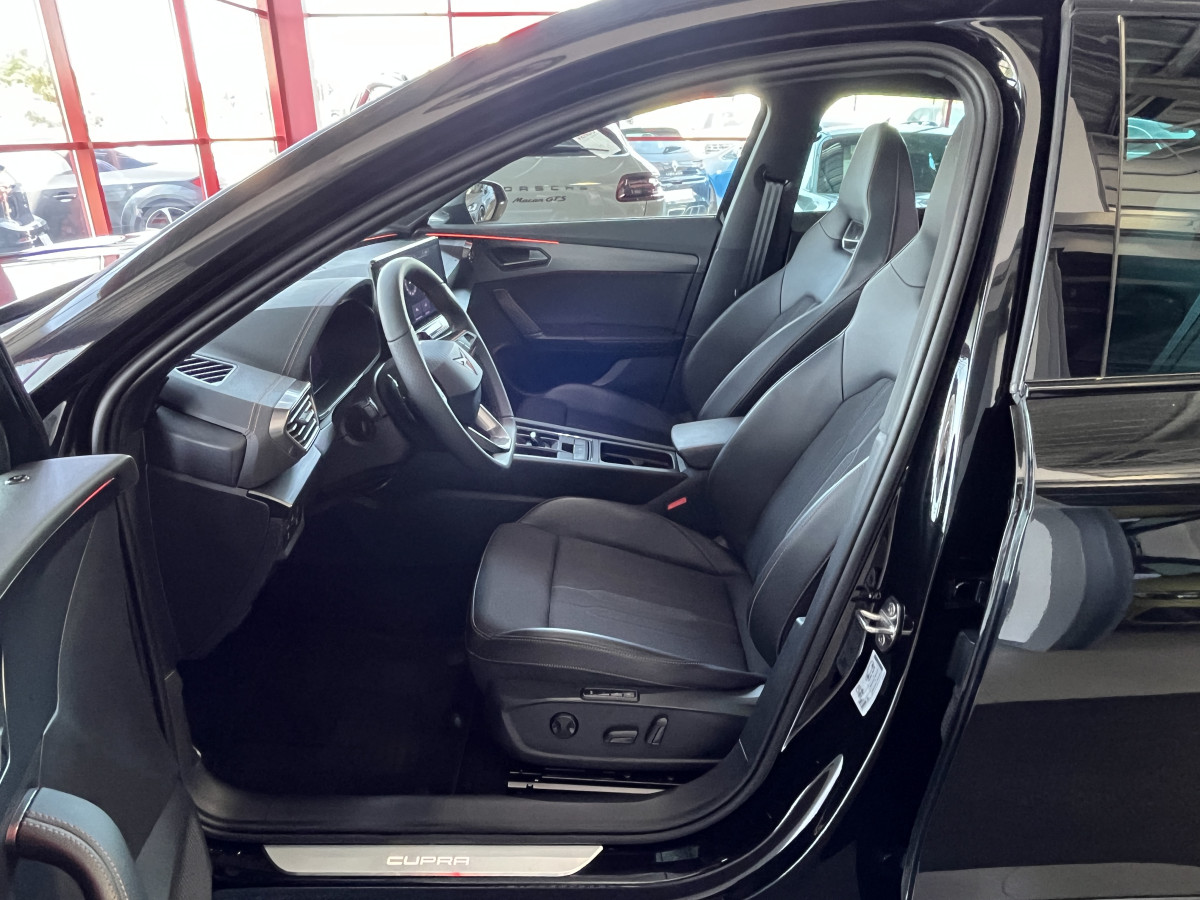 CUPRA FORMENTOR 1,4 E-HYBRID 245 VZ DSG6  GPS CAMERA KEYLESS FULL LED VIRTUAL COCKPIT PARK PILOT DRIVE PROFILE REGULATEUR LIMITEUR JANTES 19 PACK HIVER EXCELLENT ETAT
