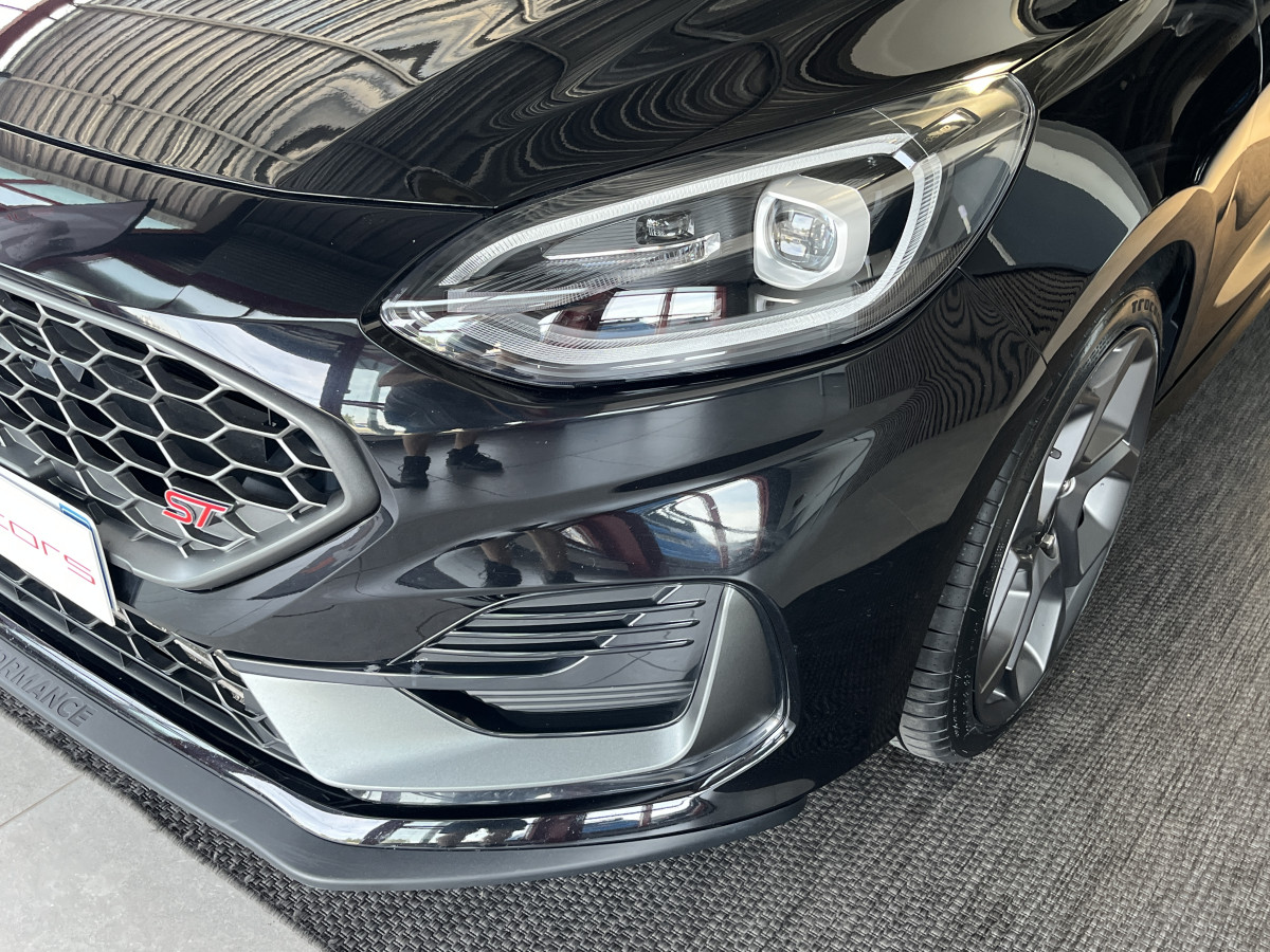 FORD FIESTA ST 1,5 200 PHASE 2  PACK PERFORMANCE DIFFERENTIEL A GLISSEMENT  GPS CAMERA REGULATEUR LIMITEUR  PACK HIVER FULL LED KEYLESS VIRTUAL COCKPIT ETAT NEUF