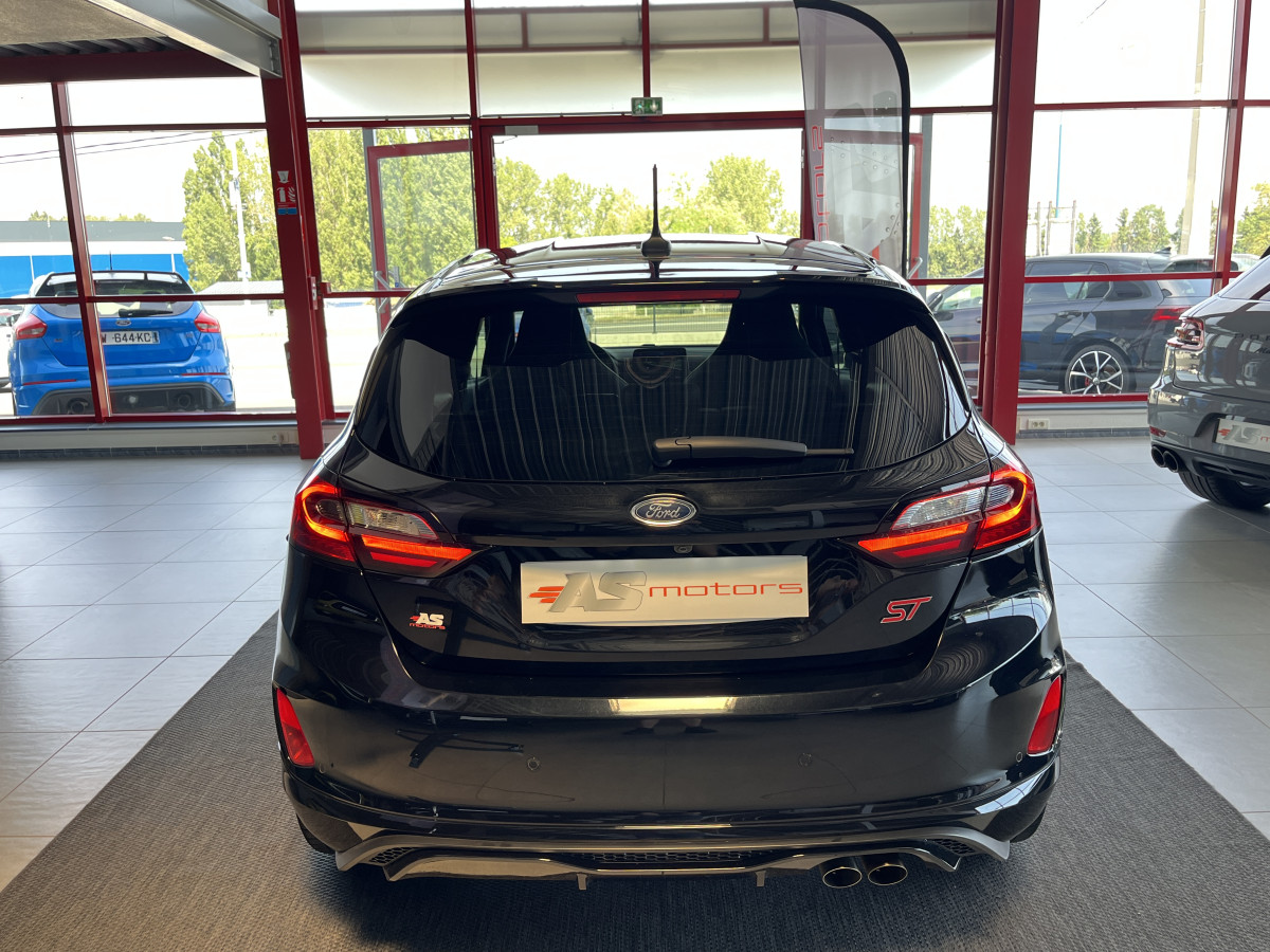 FORD FIESTA ST 1,5 200 PHASE 2  PACK PERFORMANCE DIFFERENTIEL A GLISSEMENT  GPS CAMERA REGULATEUR LIMITEUR  PACK HIVER FULL LED KEYLESS VIRTUAL COCKPIT ETAT NEUF
