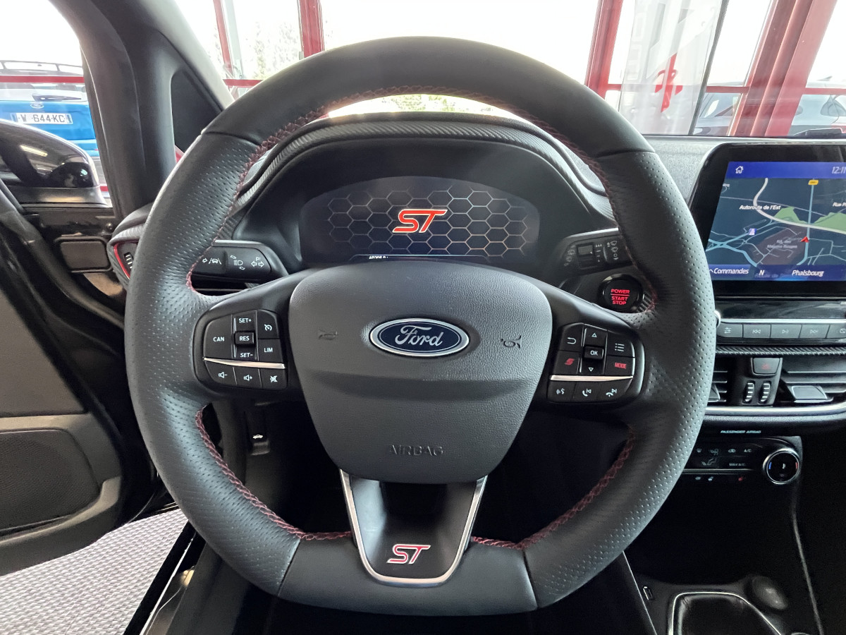 FORD FIESTA ST 1,5 200 PHASE 2  PACK PERFORMANCE DIFFERENTIEL A GLISSEMENT  GPS CAMERA REGULATEUR LIMITEUR  PACK HIVER FULL LED KEYLESS VIRTUAL COCKPIT ETAT NEUF