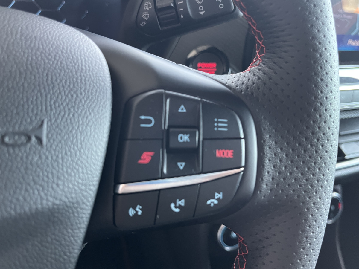 FORD FIESTA ST 1,5 200 PHASE 2  PACK PERFORMANCE DIFFERENTIEL A GLISSEMENT  GPS CAMERA REGULATEUR LIMITEUR  PACK HIVER FULL LED KEYLESS VIRTUAL COCKPIT ETAT NEUF