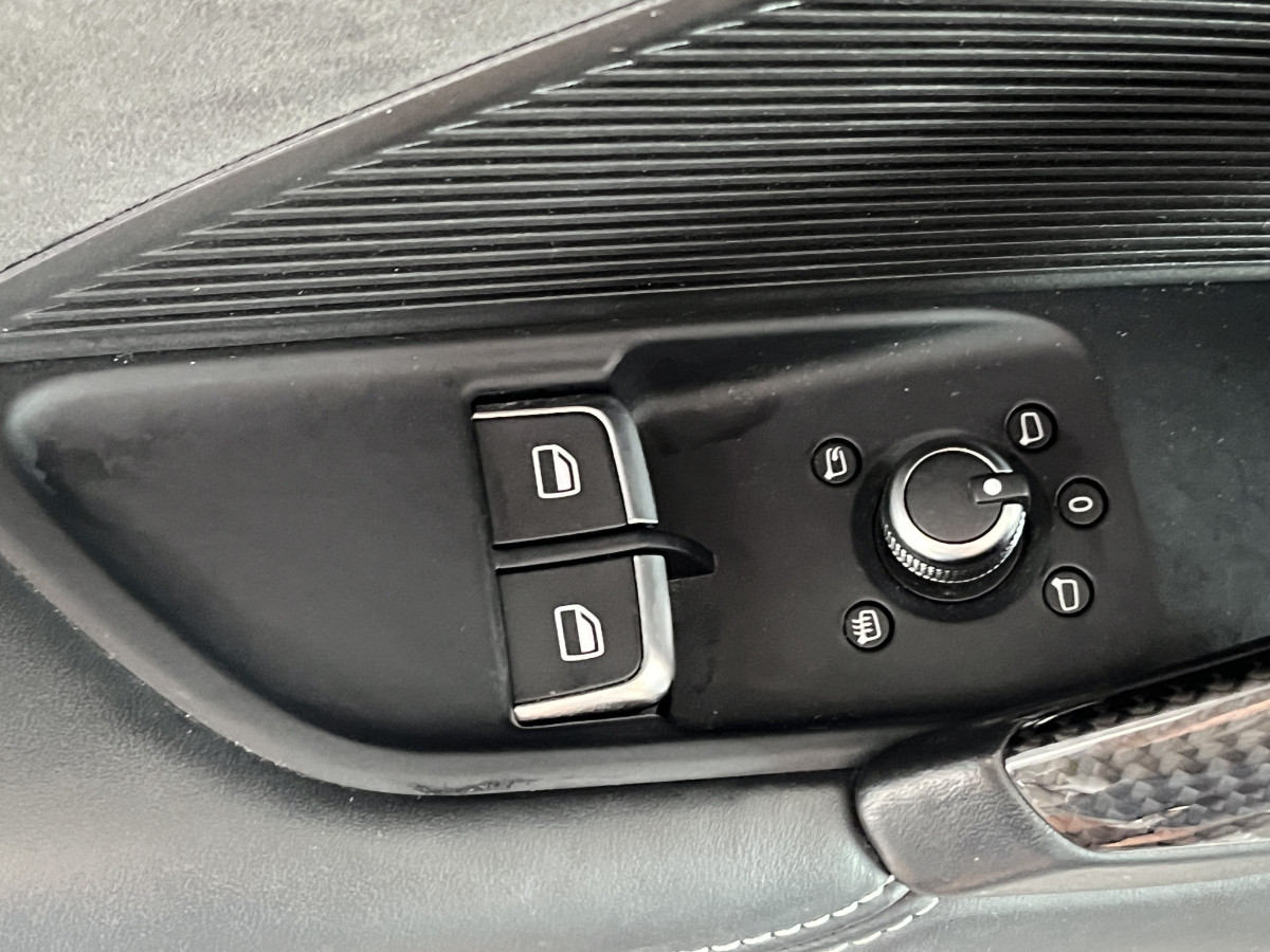 AUDI TTRS 2,5 TFSI 400 QUATTRO S-TRONIC 7 GPS CAMERA PACK CARBON  AUDI MAGNETIC RIDE  DRIVE SELECT REGULATEUR LIMITEUR  ECHAPPEMENT RS HIFI B&O SIEGES RS FEUX FULL LED EXCELLENT ETAT