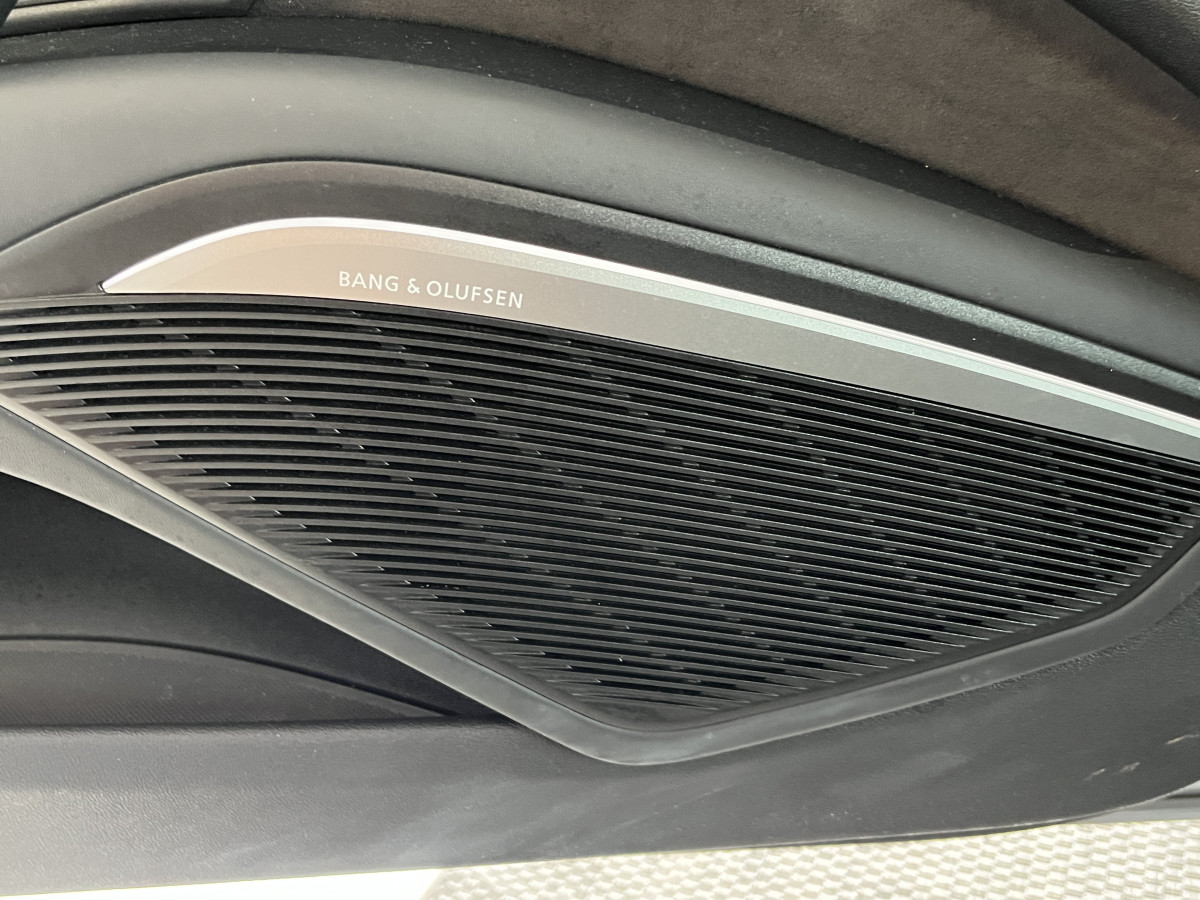 AUDI TTRS 2,5 TFSI 400 QUATTRO S-TRONIC 7 GPS CAMERA PACK CARBON  AUDI MAGNETIC RIDE  DRIVE SELECT REGULATEUR LIMITEUR  ECHAPPEMENT RS HIFI B&O SIEGES RS FEUX FULL LED EXCELLENT ETAT
