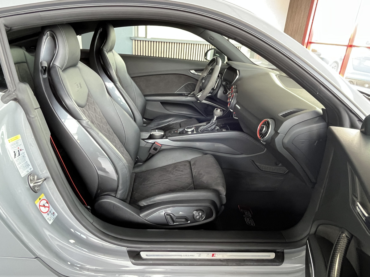 AUDI TTRS 2,5 TFSI 400 QUATTRO S-TRONIC 7 GPS CAMERA PACK CARBON  AUDI MAGNETIC RIDE  DRIVE SELECT REGULATEUR LIMITEUR  ECHAPPEMENT RS HIFI B&O SIEGES RS FEUX FULL LED EXCELLENT ETAT