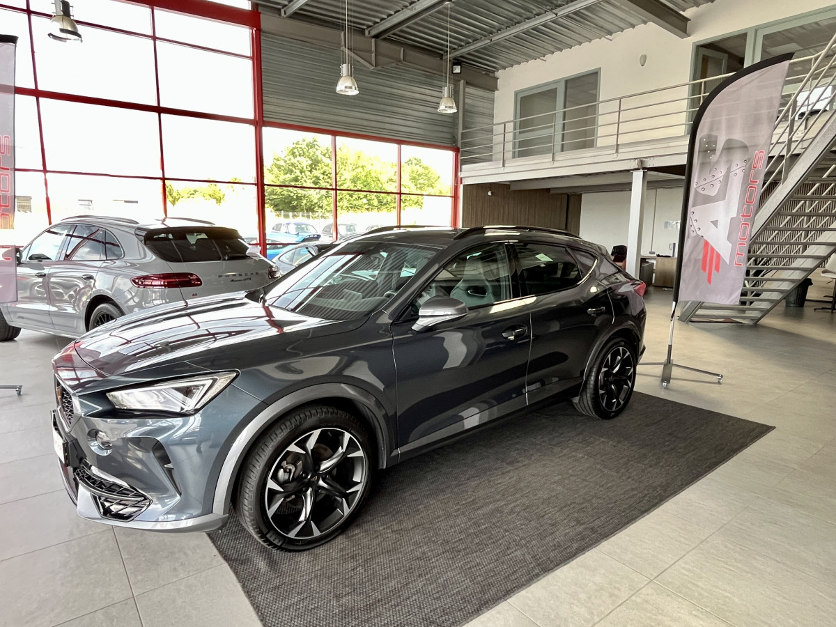 CUPRA FORMENTOR 2,0 TDI 150  GPS CAMERA KEYLESS FULL LED APPLE CARPLAY VIRTUAL COCKPIT PARK PILOT DRIVE PROFILE REGULATEUR LIMITEUR JANTES 19 PACK HIVER EXCELLENT ETAT