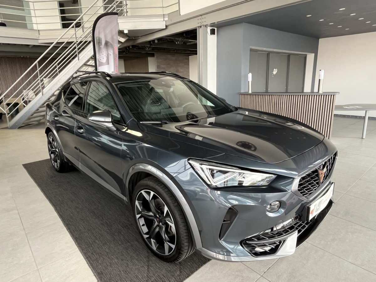 CUPRA FORMENTOR 2,0 TDI 150  GPS CAMERA KEYLESS FULL LED APPLE CARPLAY VIRTUAL COCKPIT PARK PILOT DRIVE PROFILE REGULATEUR LIMITEUR JANTES 19 PACK HIVER EXCELLENT ETAT