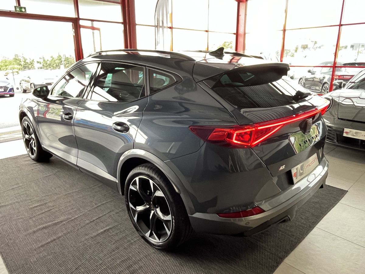 CUPRA FORMENTOR 2,0 TDI 150  GPS CAMERA KEYLESS FULL LED APPLE CARPLAY VIRTUAL COCKPIT PARK PILOT DRIVE PROFILE REGULATEUR LIMITEUR JANTES 19 PACK HIVER EXCELLENT ETAT