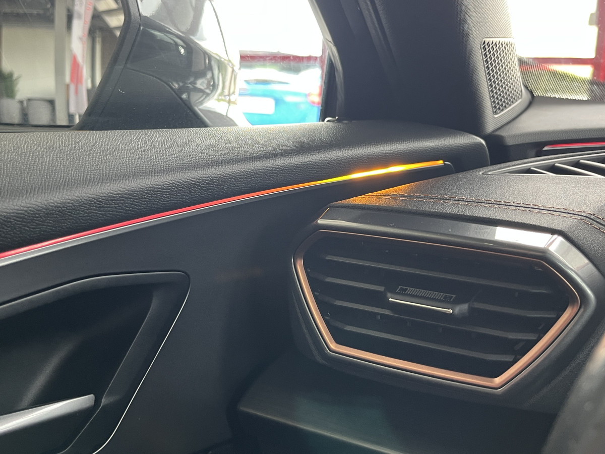 CUPRA FORMENTOR 2,0 TDI 150  GPS CAMERA KEYLESS FULL LED APPLE CARPLAY VIRTUAL COCKPIT PARK PILOT DRIVE PROFILE REGULATEUR LIMITEUR JANTES 19 PACK HIVER EXCELLENT ETAT
