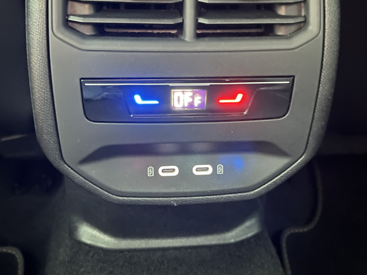 CUPRA FORMENTOR 2,0 TDI 150  GPS CAMERA KEYLESS FULL LED APPLE CARPLAY VIRTUAL COCKPIT PARK PILOT DRIVE PROFILE REGULATEUR LIMITEUR JANTES 19 PACK HIVER EXCELLENT ETAT