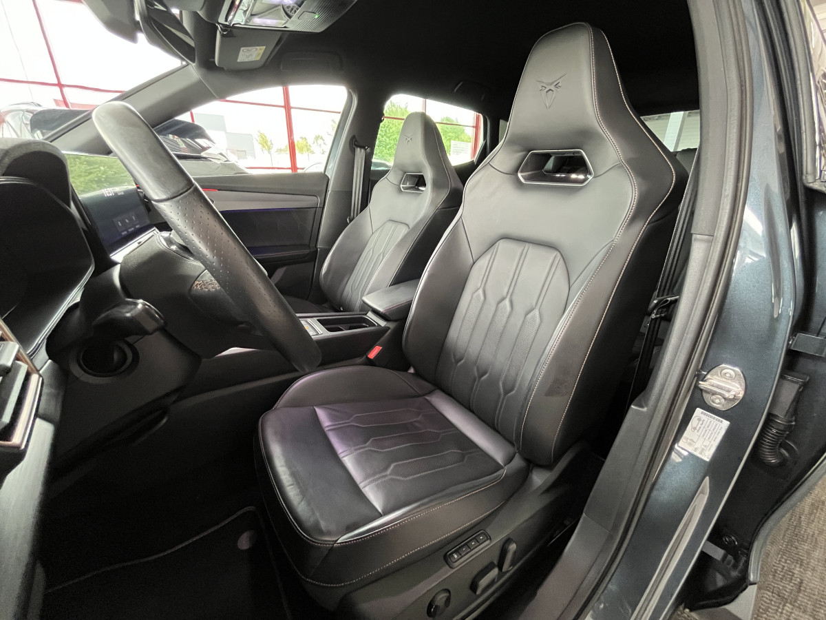 CUPRA FORMENTOR 2,0 TDI 150  GPS CAMERA KEYLESS FULL LED APPLE CARPLAY VIRTUAL COCKPIT PARK PILOT DRIVE PROFILE REGULATEUR LIMITEUR JANTES 19 PACK HIVER EXCELLENT ETAT