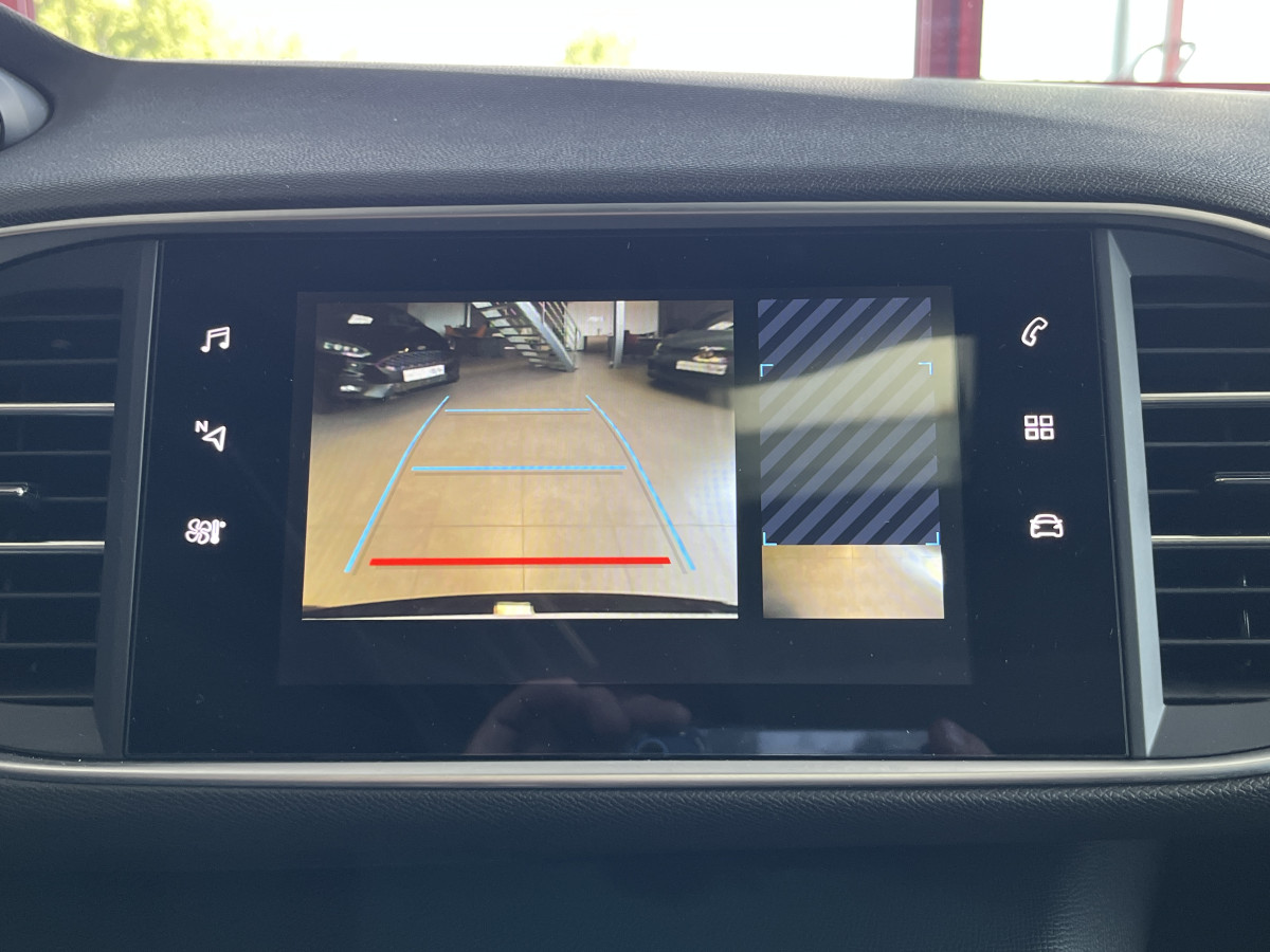 PEUGEOT 308 GTI 1,6 263 PHASE 2 TOIT PANORAMIQUE GPS CAMERA KEYLESS  HIFI DENON REGULATEUR LIMITEUR APPLE CARPLAY DIFFERENTIEL A GLISSEMENT JANTES 19 PARK ASSIST