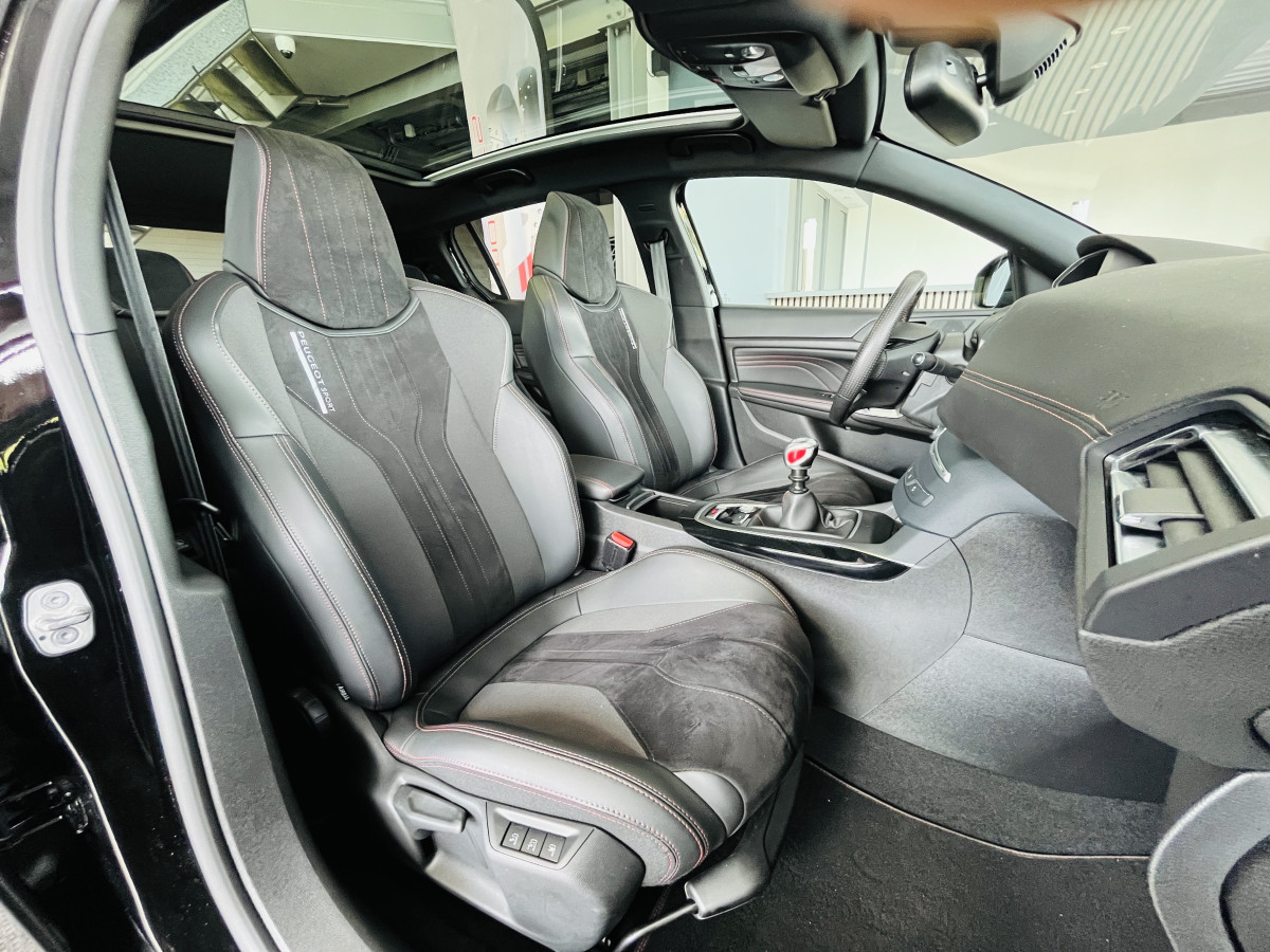 PEUGEOT 308 GTI 1,6 263 PHASE 2 TOIT PANORAMIQUE GPS CAMERA KEYLESS  HIFI DENON REGULATEUR LIMITEUR APPLE CARPLAY DIFFERENTIEL A GLISSEMENT JANTES 19 PARK ASSIST