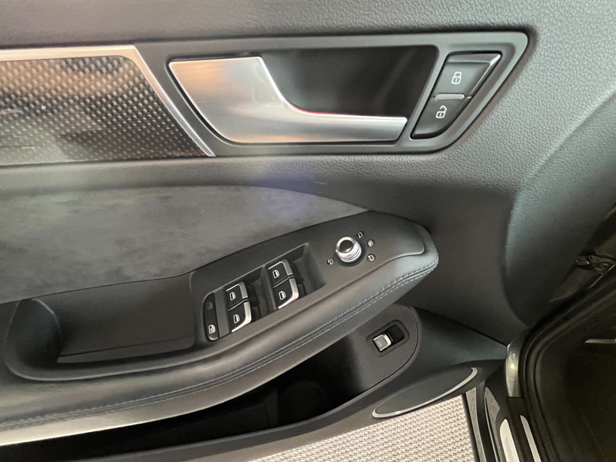 AUDI SQ5 3,0  TDI V6 326 COMPETITION  BVA8 QUATTRO ATTELAGE  GPS HIFI B&O KEYLESS REGULATEUR ADAPTATIF  BI-XENON  PARK PILOT  DRIVE SELECT JANTE 21  EXCELLENT ETAT
