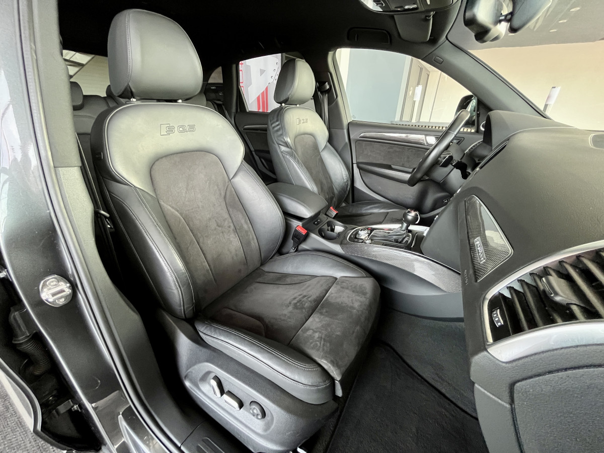 AUDI SQ5 3,0  TDI V6 326 COMPETITION  BVA8 QUATTRO ATTELAGE  GPS HIFI B&O KEYLESS REGULATEUR ADAPTATIF  BI-XENON  PARK PILOT  DRIVE SELECT JANTE 21  EXCELLENT ETAT