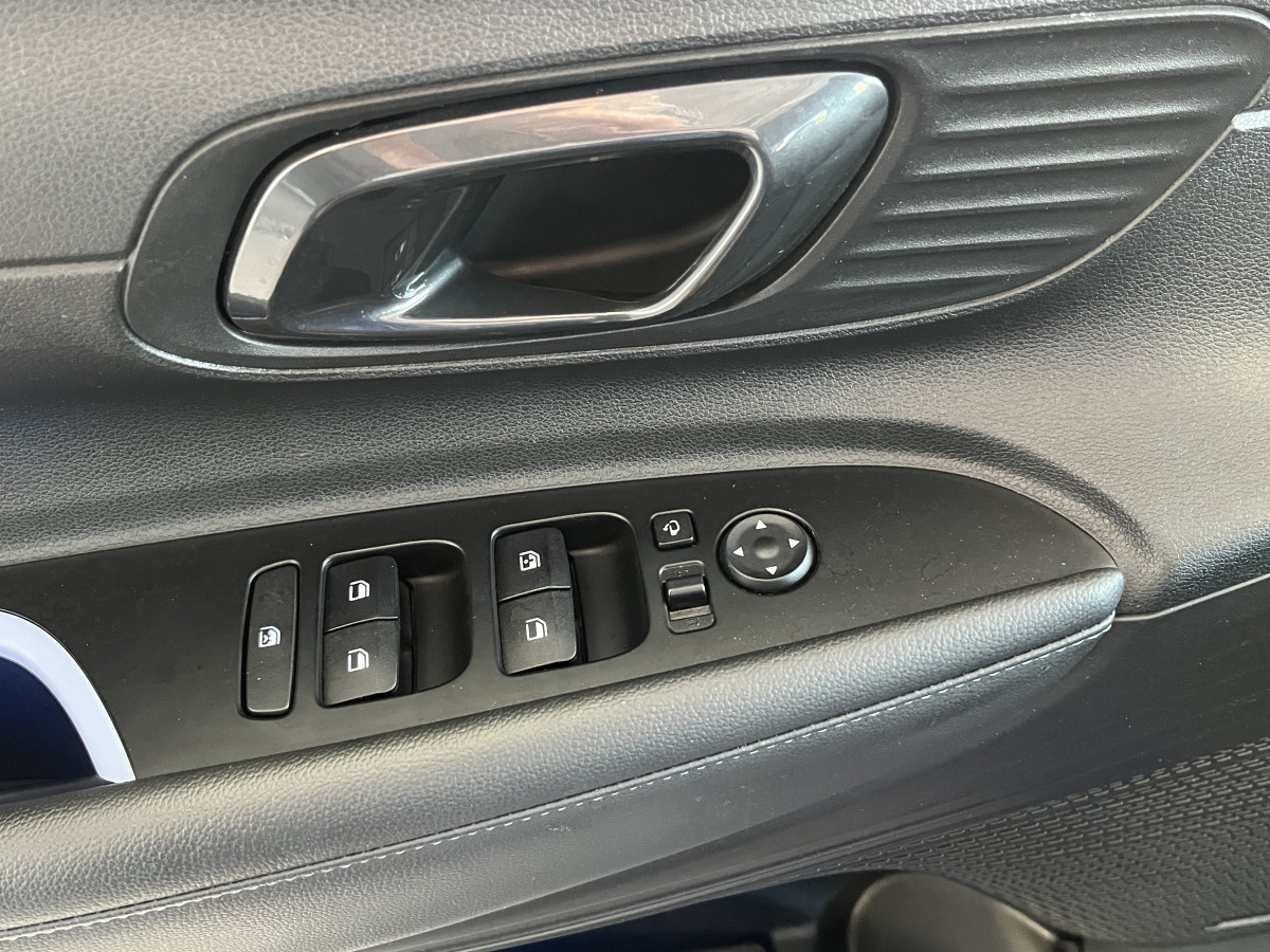 HYUNDAI I20 N 1,6 T-GDI 204 GPS CAMERA APPLE CARPLAY REGULATEUR LIMITEUR KEYLESS VIRTUAL COCKPIT DRIVE SELECT HIFI BOSE FULL LED DIFFERENTIEL A GLISSEMENT ETAT NEUF