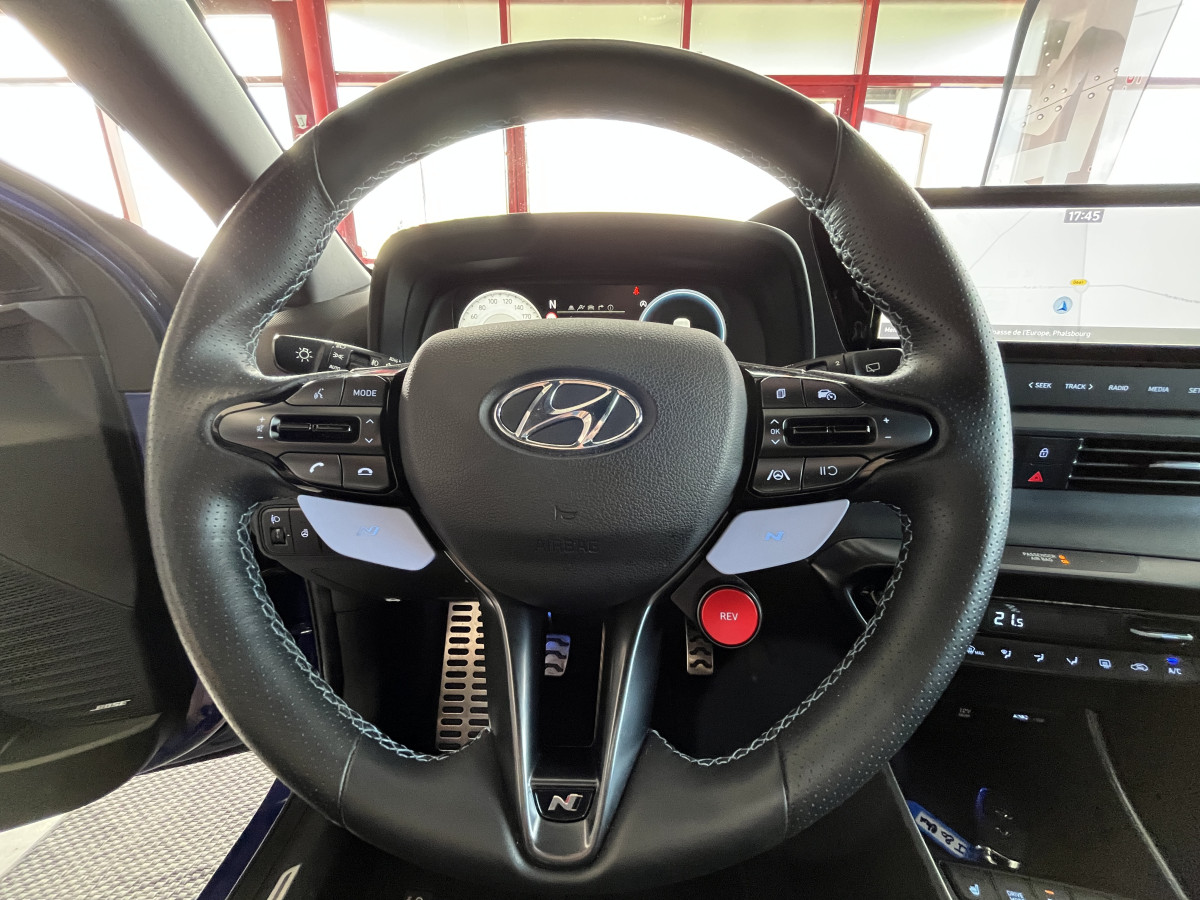 HYUNDAI I20 N 1,6 T-GDI 204 GPS CAMERA APPLE CARPLAY REGULATEUR LIMITEUR KEYLESS VIRTUAL COCKPIT DRIVE SELECT HIFI BOSE FULL LED DIFFERENTIEL A GLISSEMENT ETAT NEUF