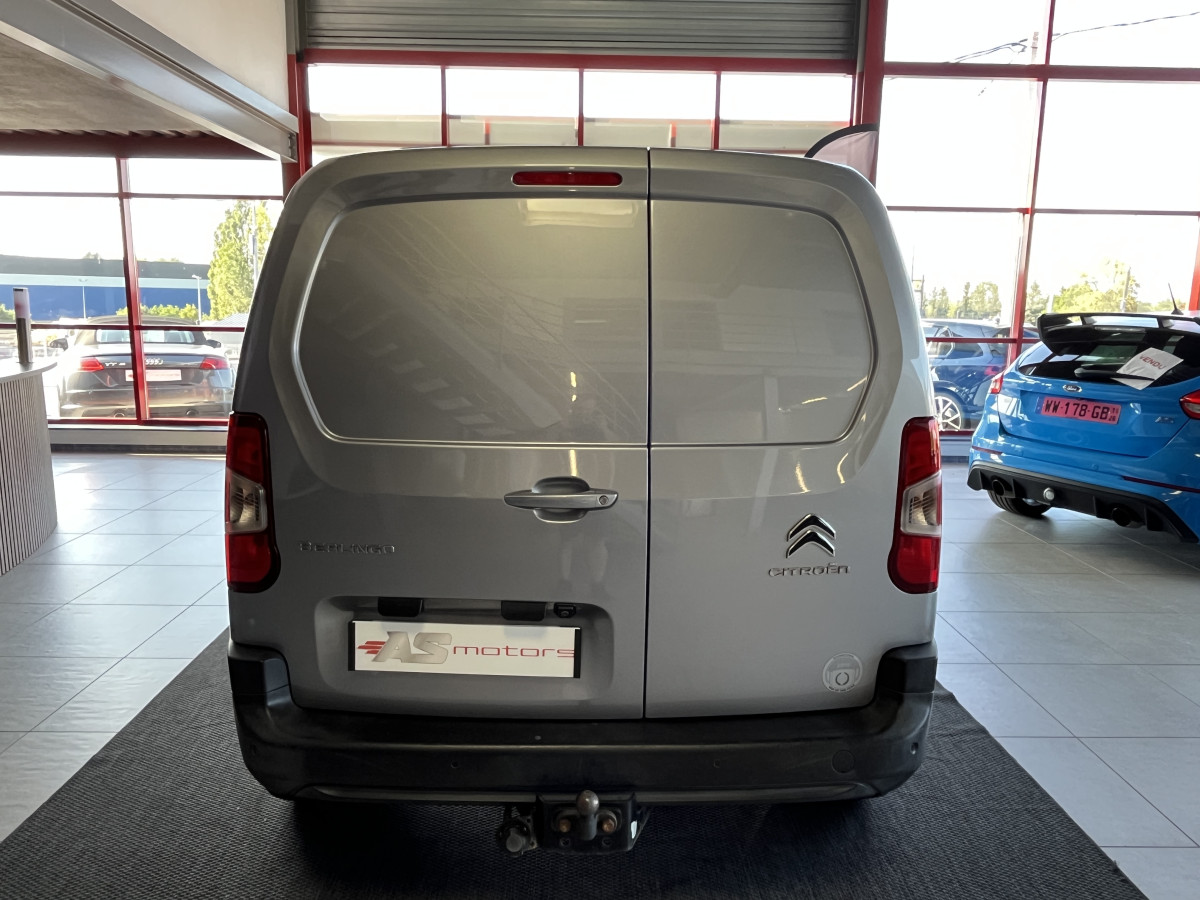 CITROEN BERLINGO VAN 1,5 HDI 130 EAT8  3 PLACES GPS ANDROID APPLE CAR PLAY KEYLESS  REGULATEUR LIMITEUR MODE ASPHALT PARK PILOT FEUX HALOGENE PORTES COULISSANTE EXCELLENT ETAT