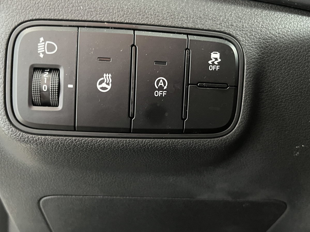 HYUNDAI I20 N 1,6 T-GDI 204 GPS CAMERA APPLE CARPLAY REGULATEUR LIMITEUR KEYLESS VIRTUAL COCKPIT DRIVE SELECT HIFI BOSE FULL LED DIFFERENTIEL A GLISSEMENT ETAT NEUF