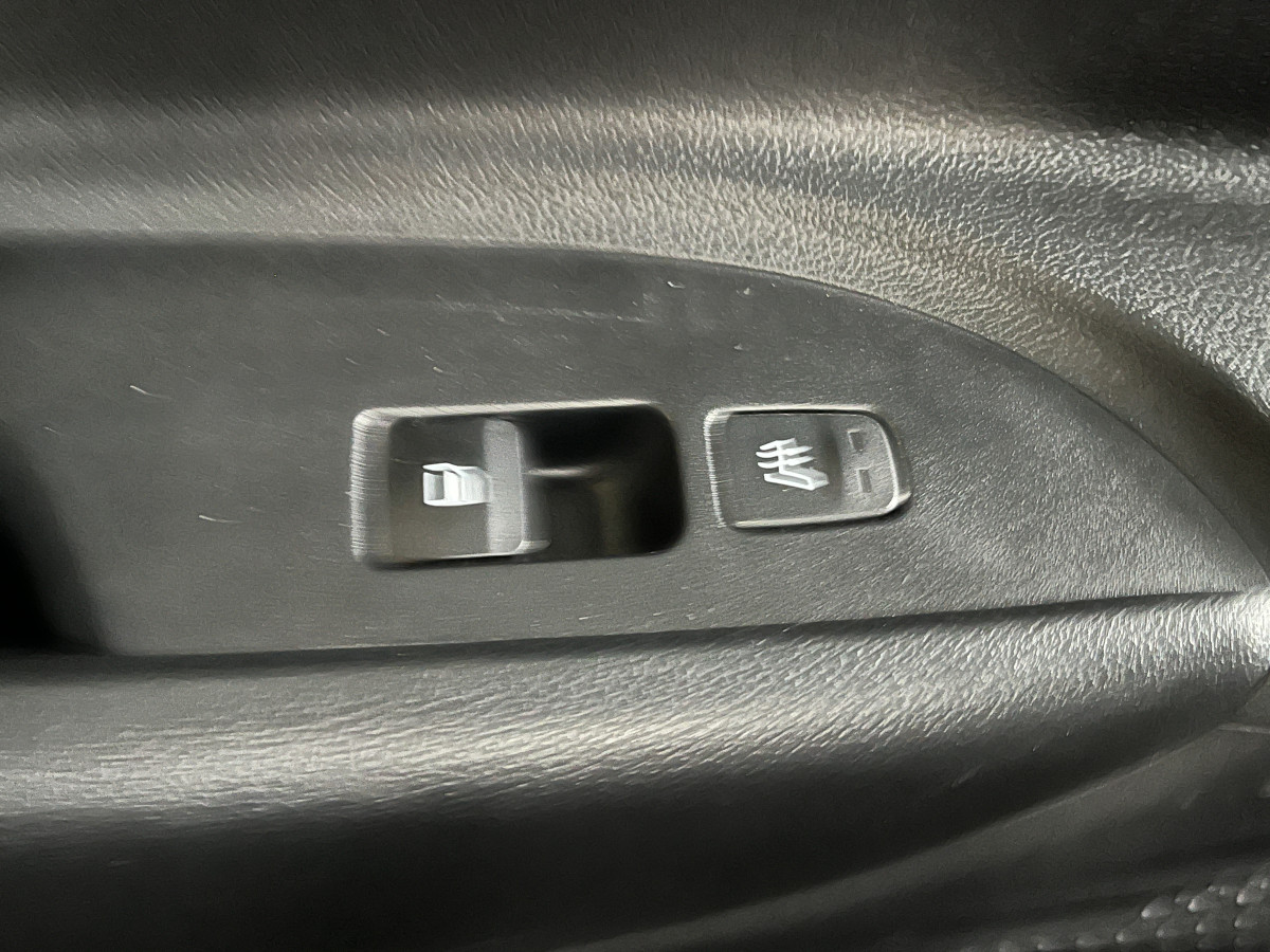 HYUNDAI I20 N 1,6 T-GDI 204 GPS CAMERA APPLE CARPLAY REGULATEUR LIMITEUR KEYLESS VIRTUAL COCKPIT DRIVE SELECT HIFI BOSE FULL LED DIFFERENTIEL A GLISSEMENT ETAT NEUF