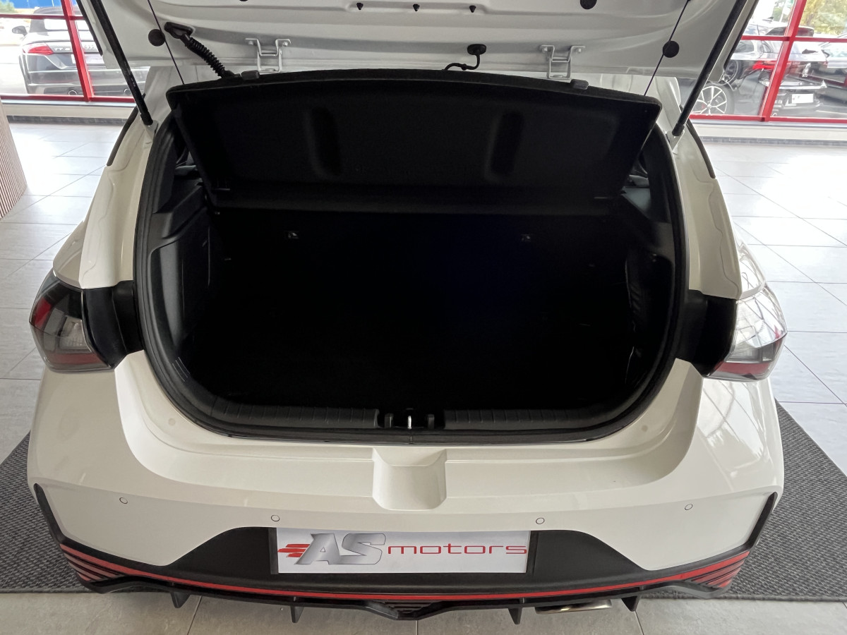 HYUNDAI I20 N 1,6 T-GDI 204 GPS CAMERA APPLE CARPLAY REGULATEUR LIMITEUR KEYLESS VIRTUAL COCKPIT DRIVE SELECT HIFI BOSE FULL LED DIFFERENTIEL A GLISSEMENT ETAT NEUF