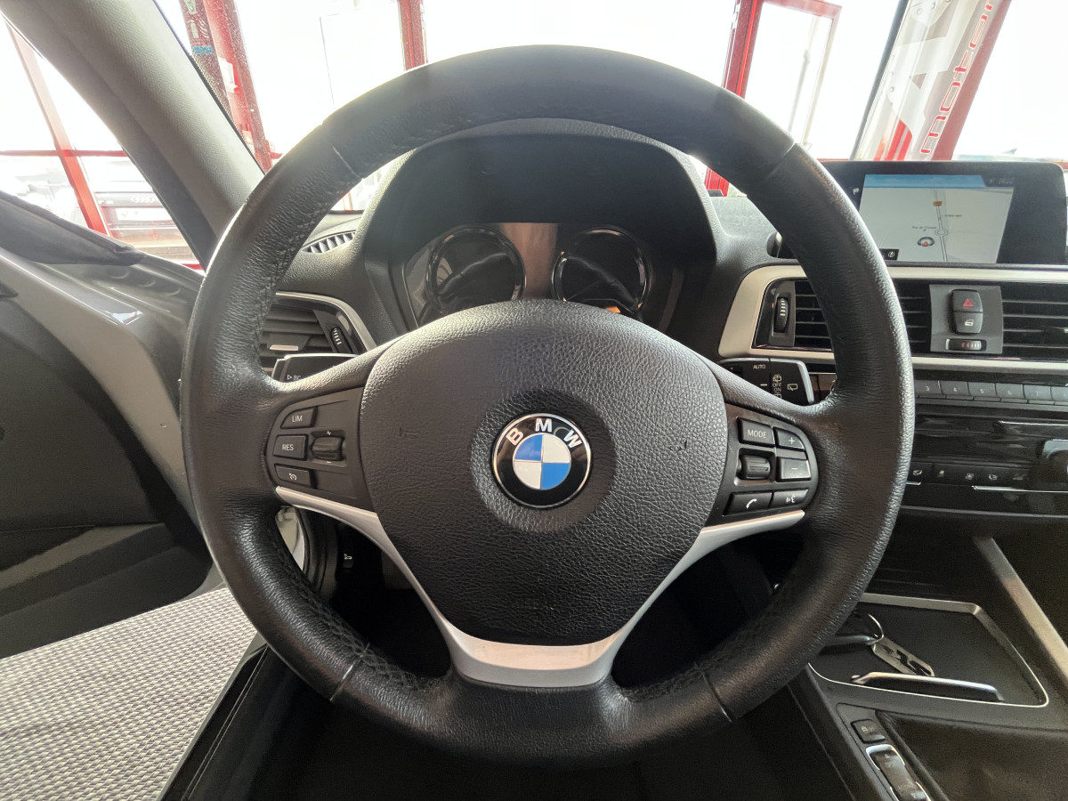 BMW SERIE 1 114 D 95 F20  TYPE BUSINESS DESIGN  GPS  CAMERA KEYLESS FEUX HALOGENE REGULATEUR LIMITEUR JANTES ALU 16  PARK PILOT TRES BON ETAT