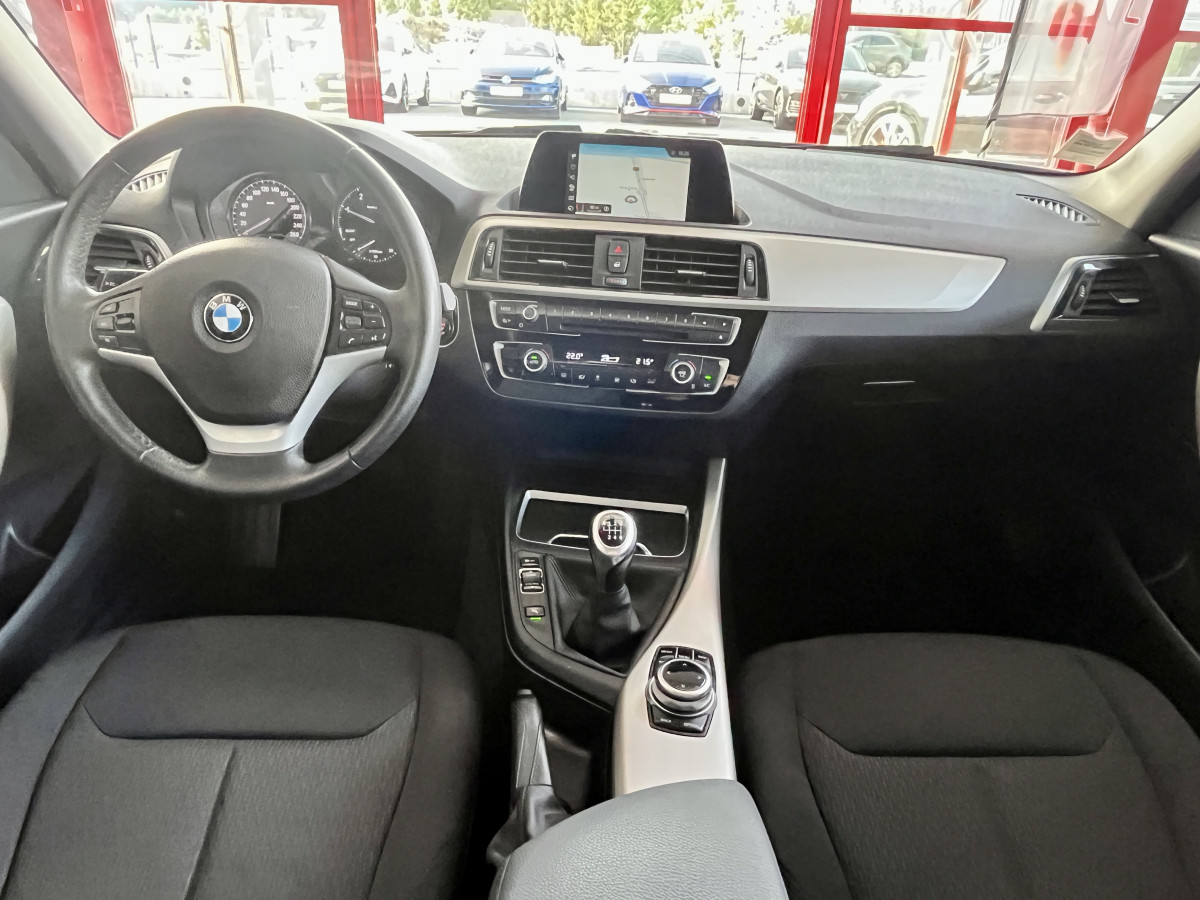 BMW SERIE 1 114 D 95 F20  TYPE BUSINESS DESIGN  GPS  CAMERA KEYLESS FEUX HALOGENE REGULATEUR LIMITEUR JANTES ALU 16  PARK PILOT TRES BON ETAT