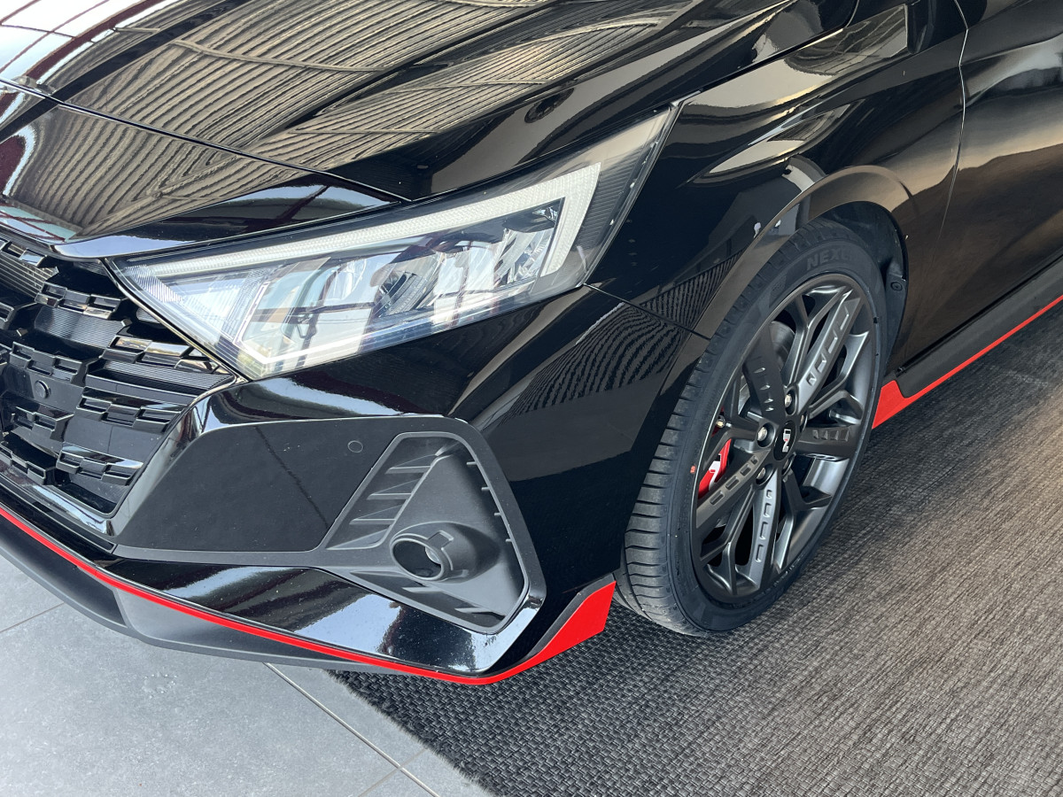 HYUNDAI I20 N 1,6 T-GDI 204 GPS CAMERA APPLE CARPLAY REGULATEUR LIMITEUR KEYLESS VIRTUAL COCKPIT DRIVE SELECT HIFI BOSE FULL LED DIFFERENTIEL A GLISSEMENT ETAT NEUF