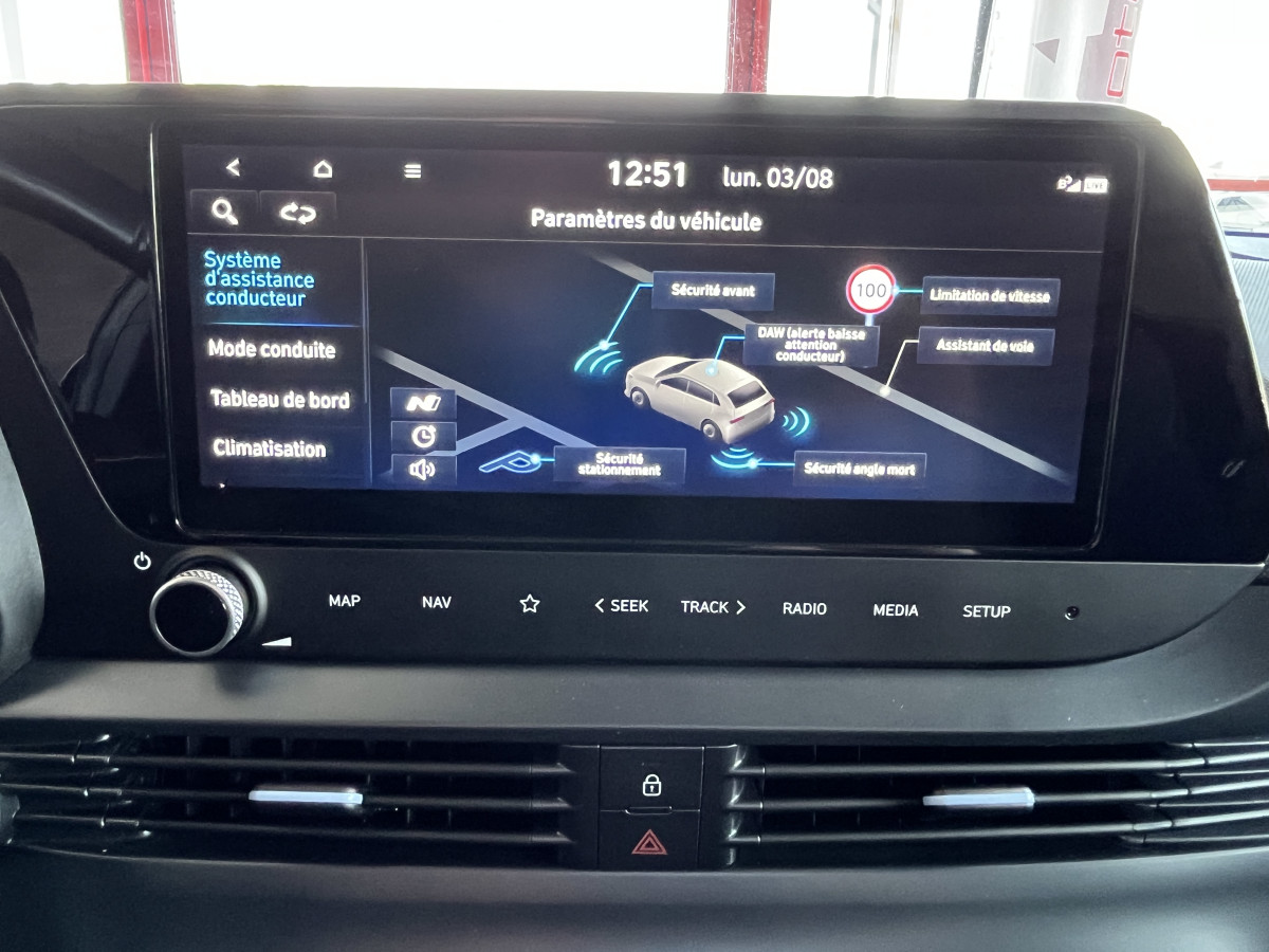 HYUNDAI I20 N 1,6 T-GDI 204 GPS CAMERA APPLE CARPLAY REGULATEUR LIMITEUR KEYLESS VIRTUAL COCKPIT DRIVE SELECT HIFI BOSE FULL LED DIFFERENTIEL A GLISSEMENT ETAT NEUF