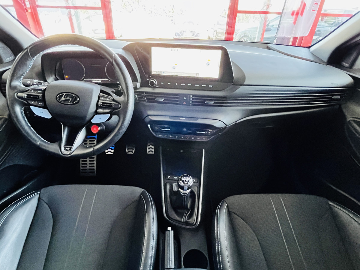 HYUNDAI I20 N 1,6 T-GDI 204 GPS CAMERA APPLE CARPLAY REGULATEUR LIMITEUR KEYLESS VIRTUAL COCKPIT DRIVE SELECT HIFI BOSE FULL LED DIFFERENTIEL A GLISSEMENT ETAT NEUF
