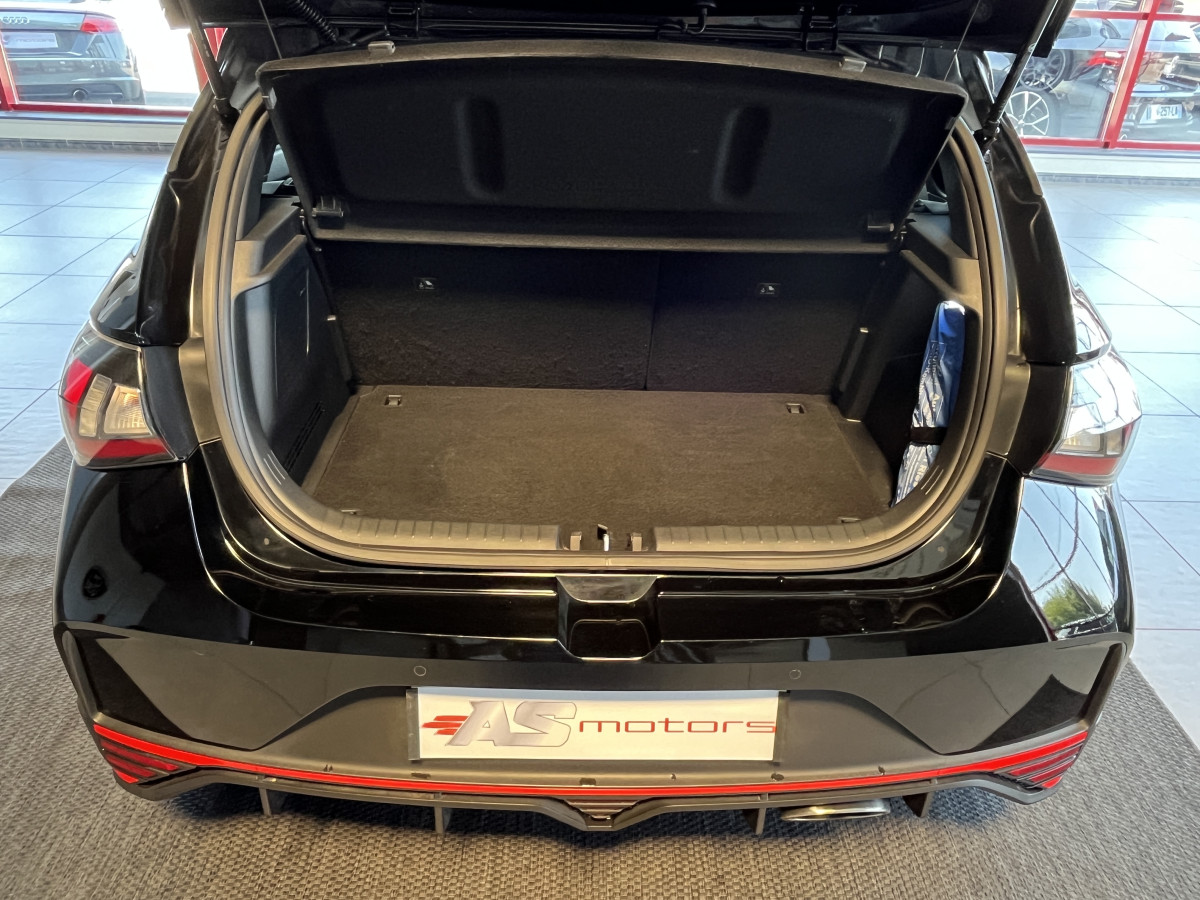 HYUNDAI I20 N 1,6 T-GDI 204 GPS CAMERA APPLE CARPLAY REGULATEUR LIMITEUR KEYLESS VIRTUAL COCKPIT DRIVE SELECT HIFI BOSE FULL LED DIFFERENTIEL A GLISSEMENT ETAT NEUF