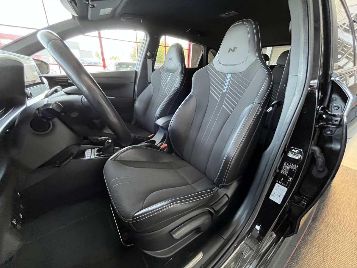 HYUNDAI I20 N 1,6 T-GDI 204 GPS CAMERA APPLE CARPLAY REGULATEUR LIMITEUR KEYLESS VIRTUAL COCKPIT DRIVE SELECT HIFI BOSE FULL LED DIFFERENTIEL A GLISSEMENT ETAT NEUF
