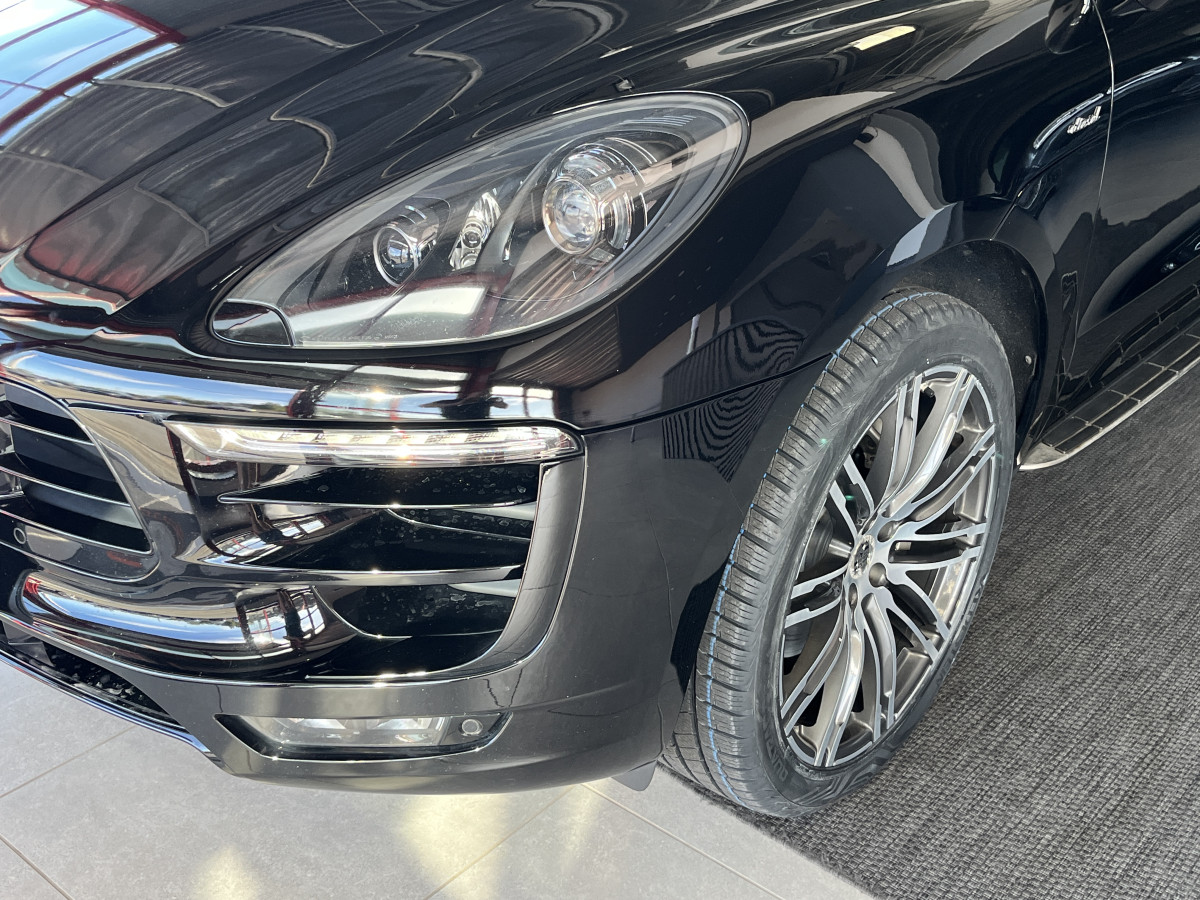 PORSCHE MACAN S DIESEL 3,0 V6 258 4X4 PDK  ATTELAGE GPS CAMERA PASM REGULATEUR HIFI BOSE BI-XENON PACK SPORT DESIGN MARCHE PIED PACK CHRONO SPORT PDLS PLUS PACK CONFORT JANTES TURBO 21