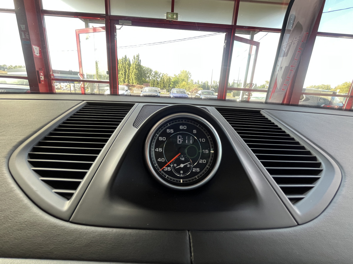PORSCHE MACAN S DIESEL 3,0 V6 258 4X4 PDK  ATTELAGE GPS CAMERA PASM REGULATEUR HIFI BOSE BI-XENON PACK SPORT DESIGN MARCHE PIED PACK CHRONO SPORT PDLS PLUS PACK CONFORT JANTES TURBO 21