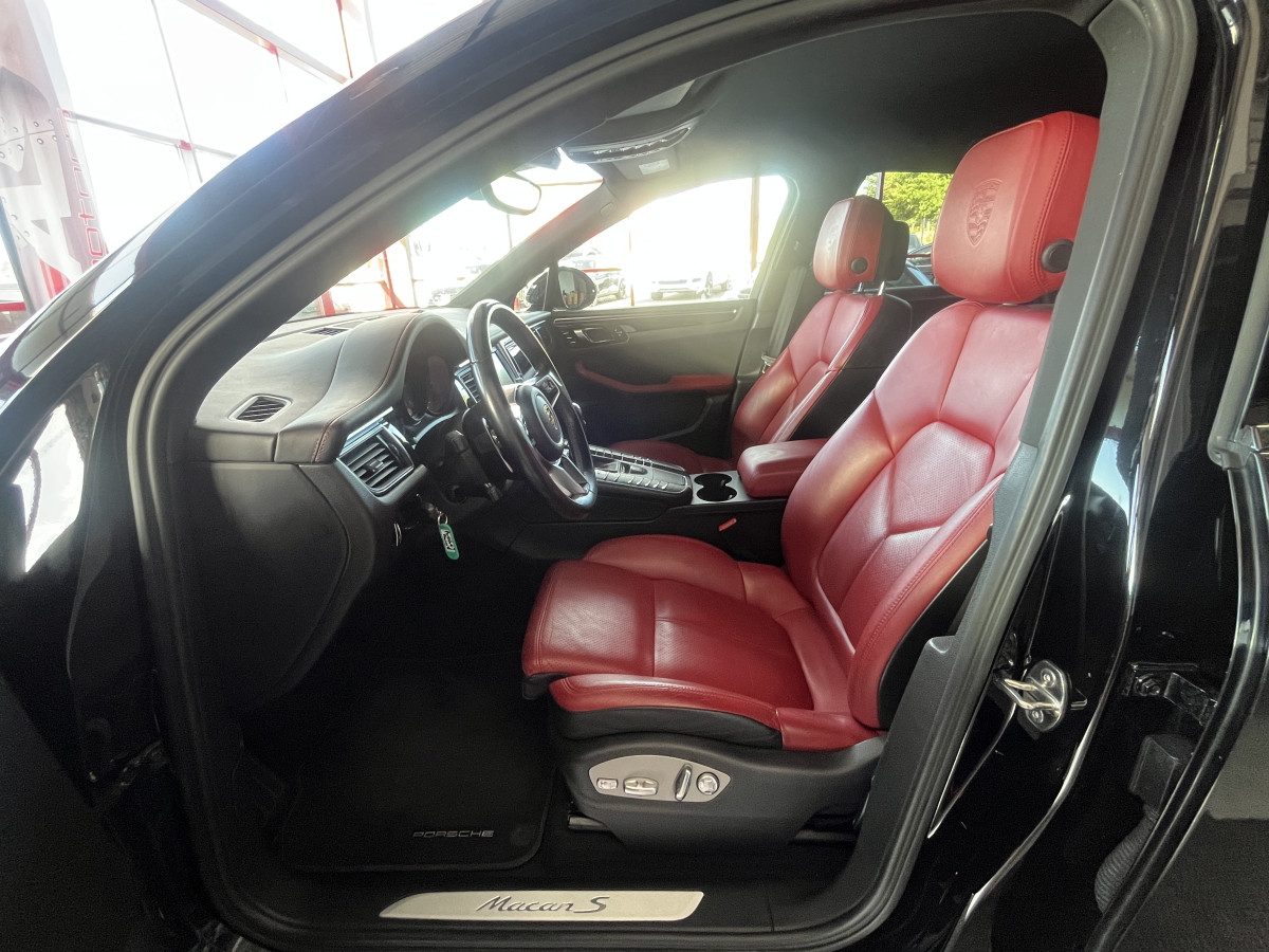 PORSCHE MACAN S DIESEL 3,0 V6 258 4X4 PDK  ATTELAGE GPS CAMERA PASM REGULATEUR HIFI BOSE BI-XENON PACK SPORT DESIGN MARCHE PIED PACK CHRONO SPORT PDLS PLUS PACK CONFORT JANTES TURBO 21