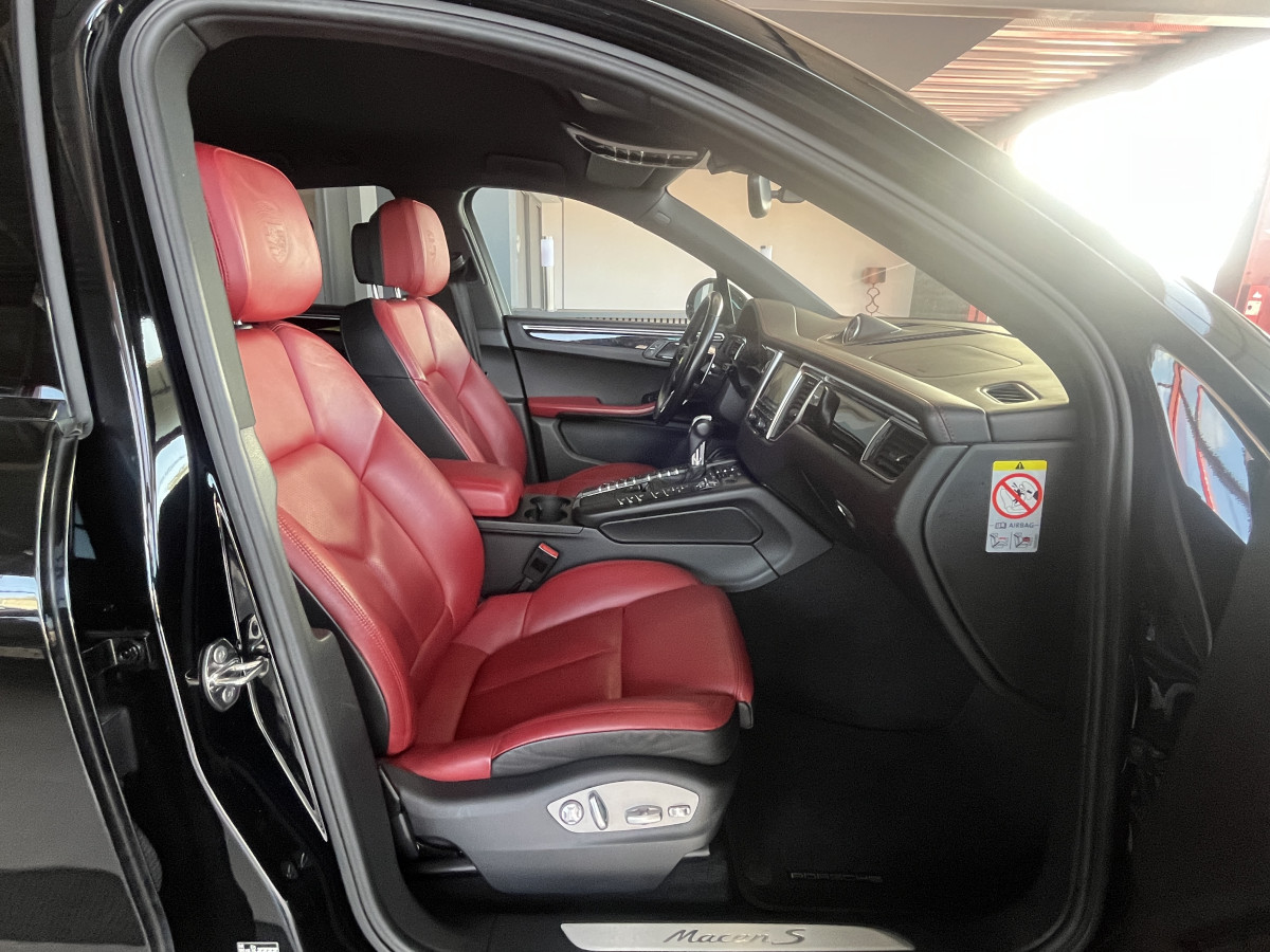 PORSCHE MACAN S DIESEL 3,0 V6 258 4X4 PDK  ATTELAGE GPS CAMERA PASM REGULATEUR HIFI BOSE BI-XENON PACK SPORT DESIGN MARCHE PIED PACK CHRONO SPORT PDLS PLUS PACK CONFORT JANTES TURBO 21